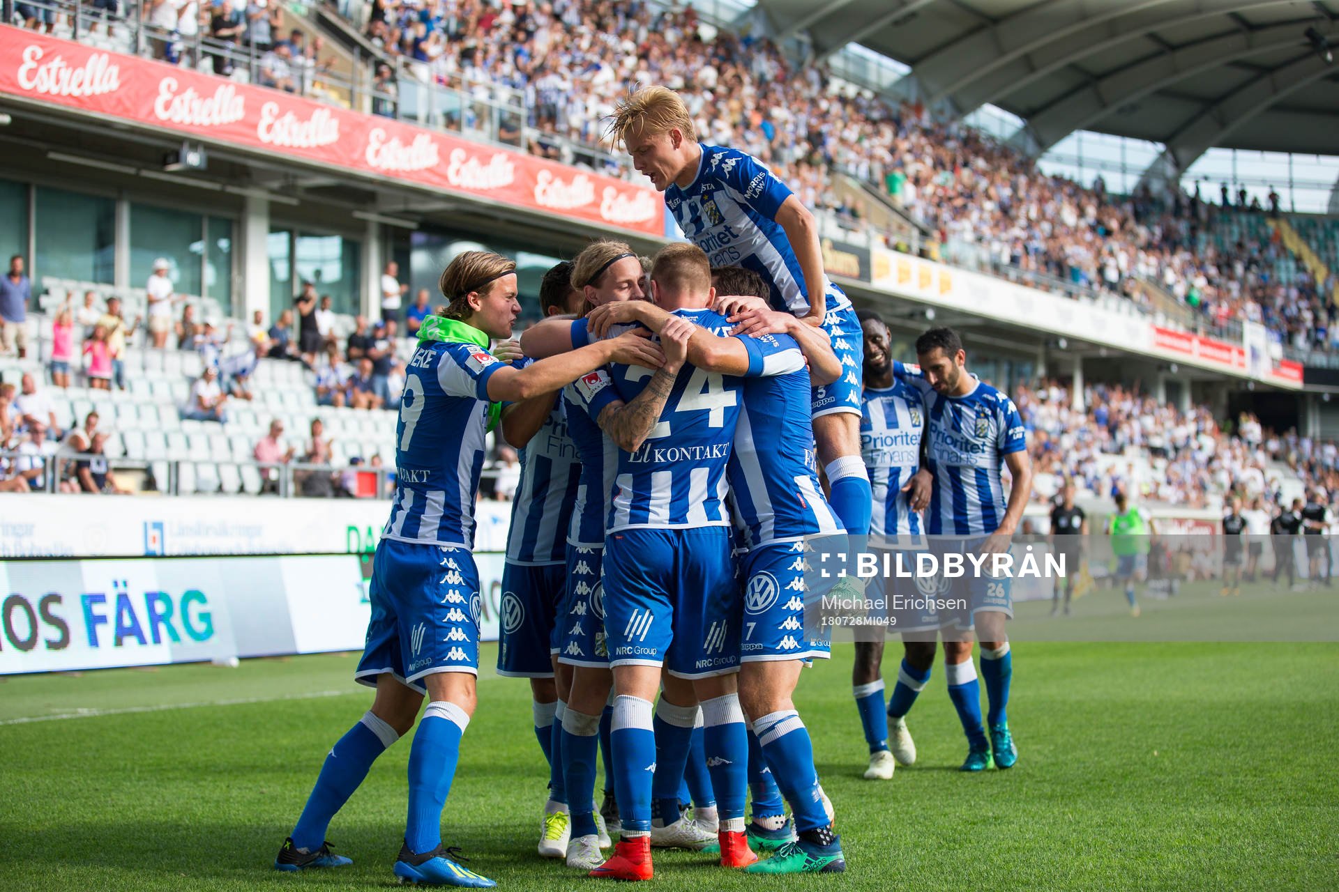 IFK Göteborgs Elias Mar Omarsson jublar ihop med