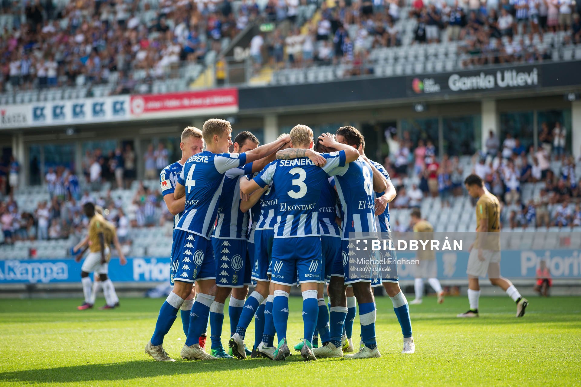 IFK Göteborgs Elias Mar Omarsson jublar ihop med