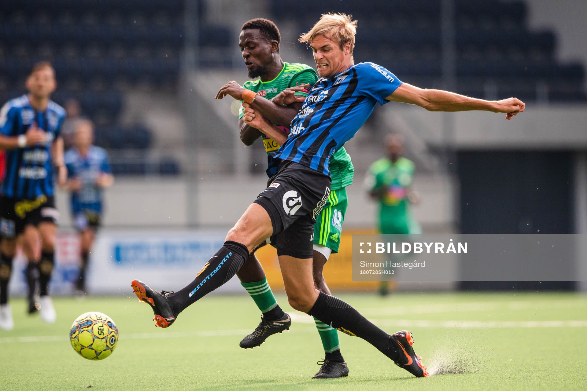Dalkurds Mohamed Buya Turay och Sirius Oscar Pehrsson i