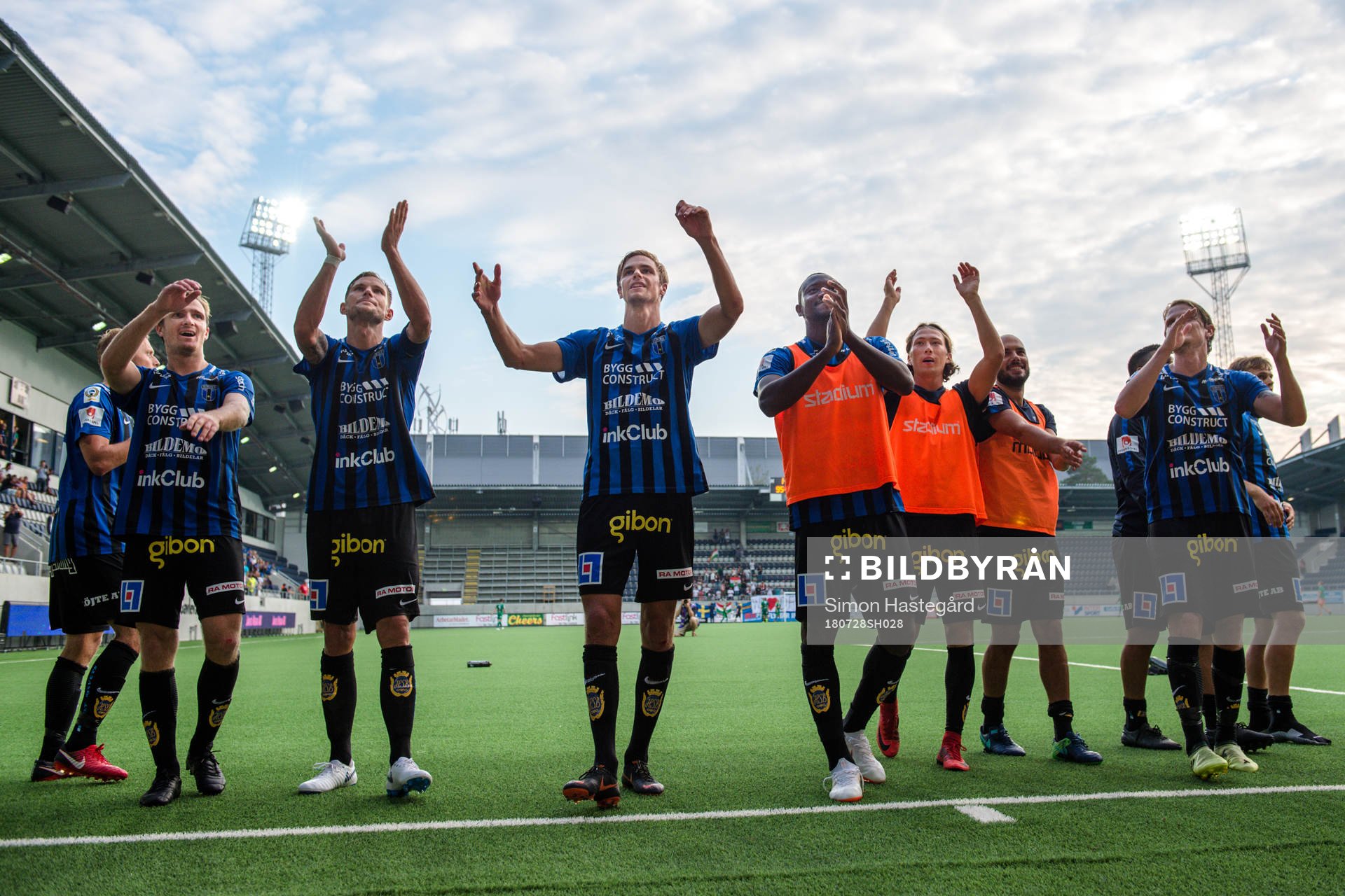 Sirius spelare jublar