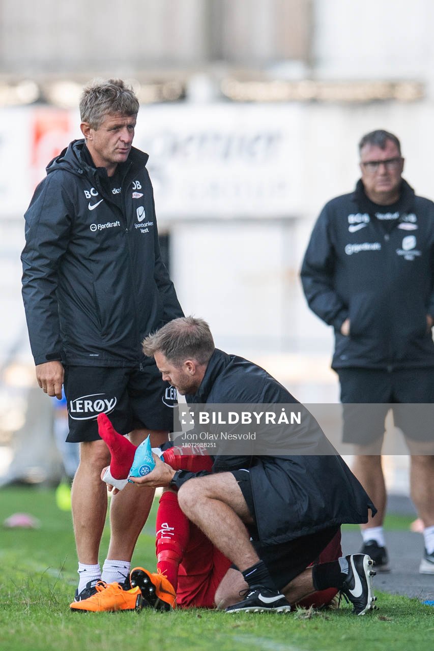 Lars Arne Nilsen, head coach of Brann sees Steffen Lie