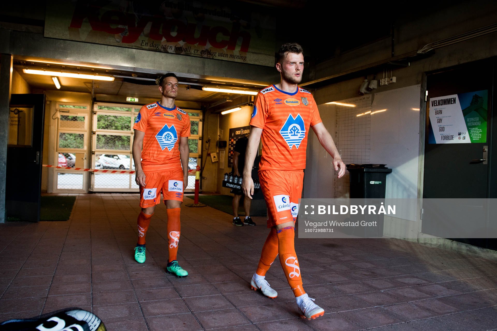 Jonas Grønner and Adam Örn Arnarson of Aalesund at half