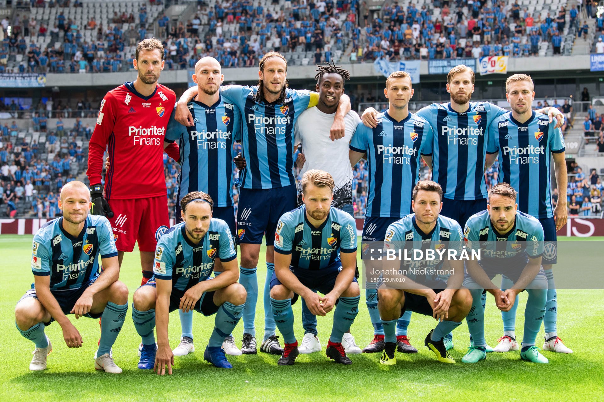 Djurgårdens startelva meed Philana Tinotenda Kadewere (vit