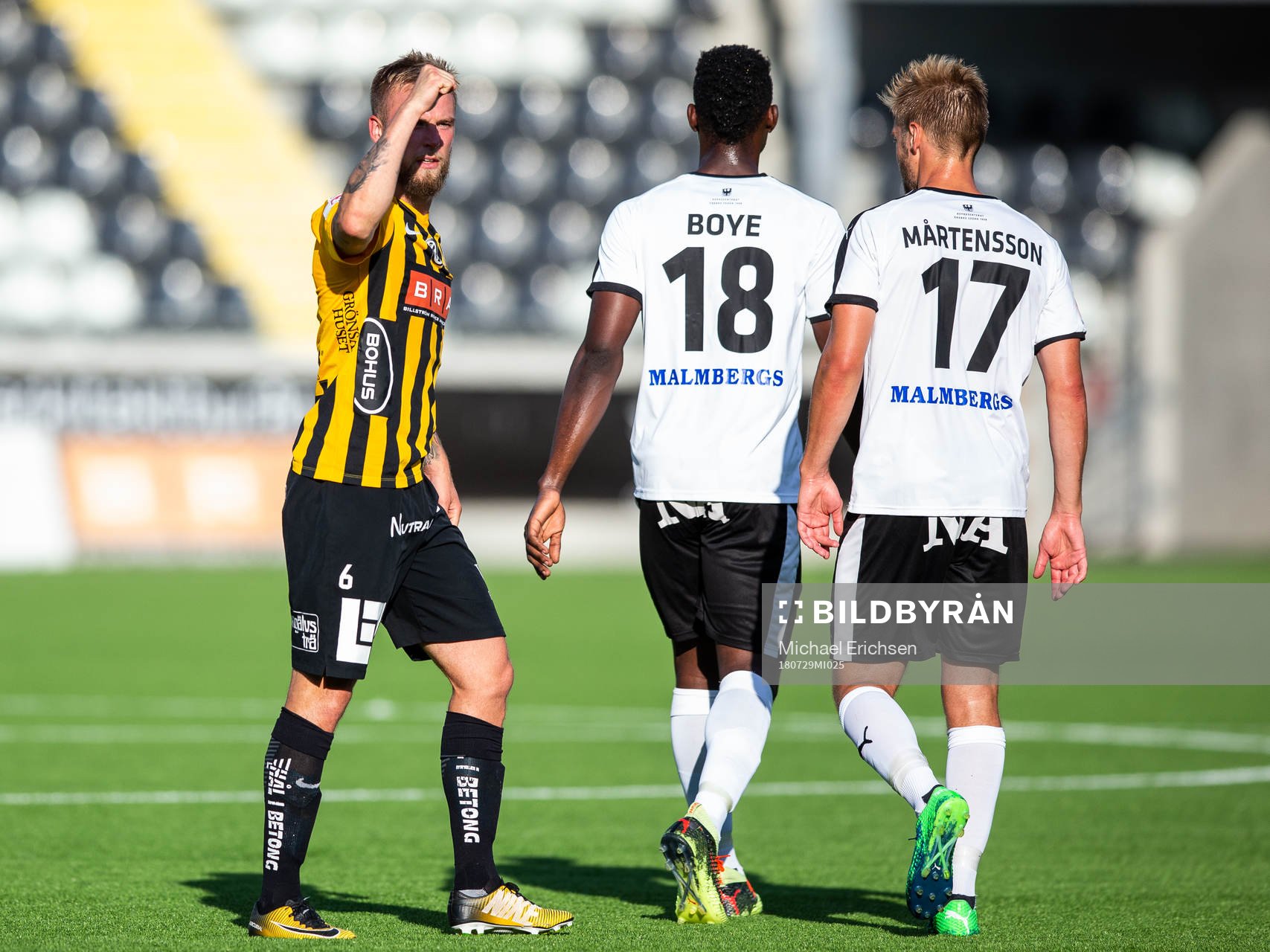 Häckens Alexander Faltsetas jublar