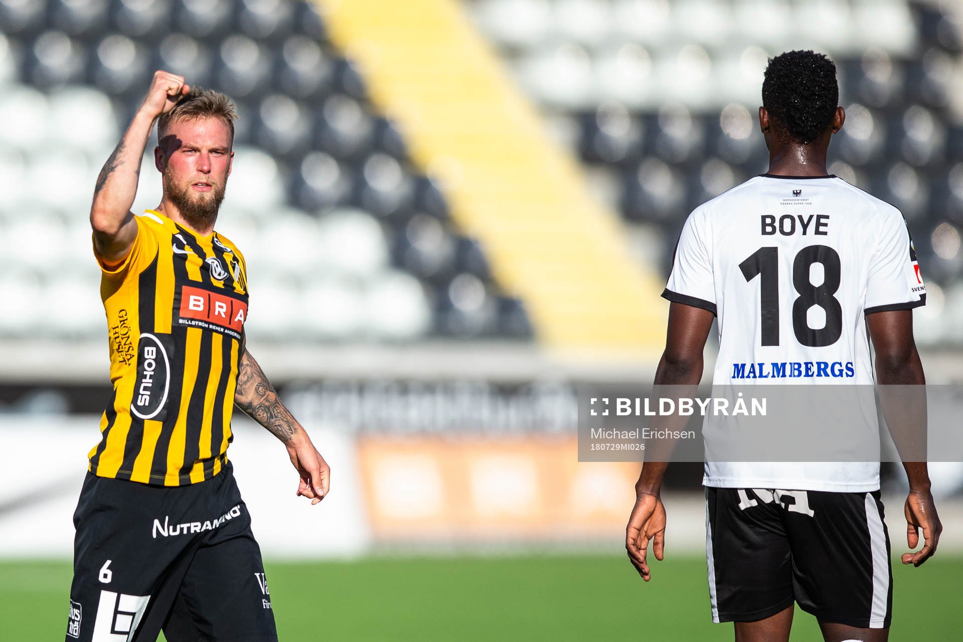Häckens Alexander Faltsetas jublar