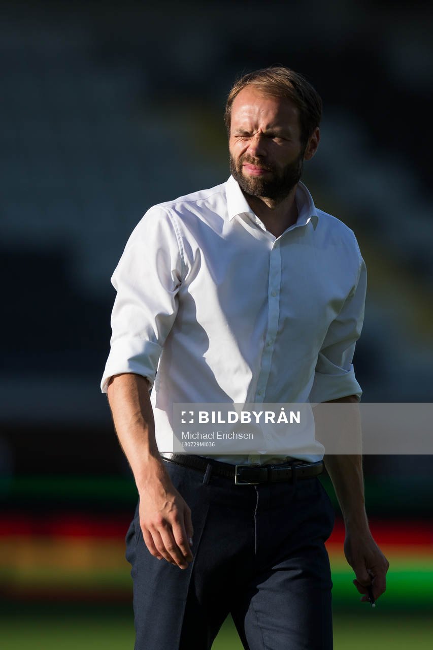 Häckens tränare Andreas Alm deppar