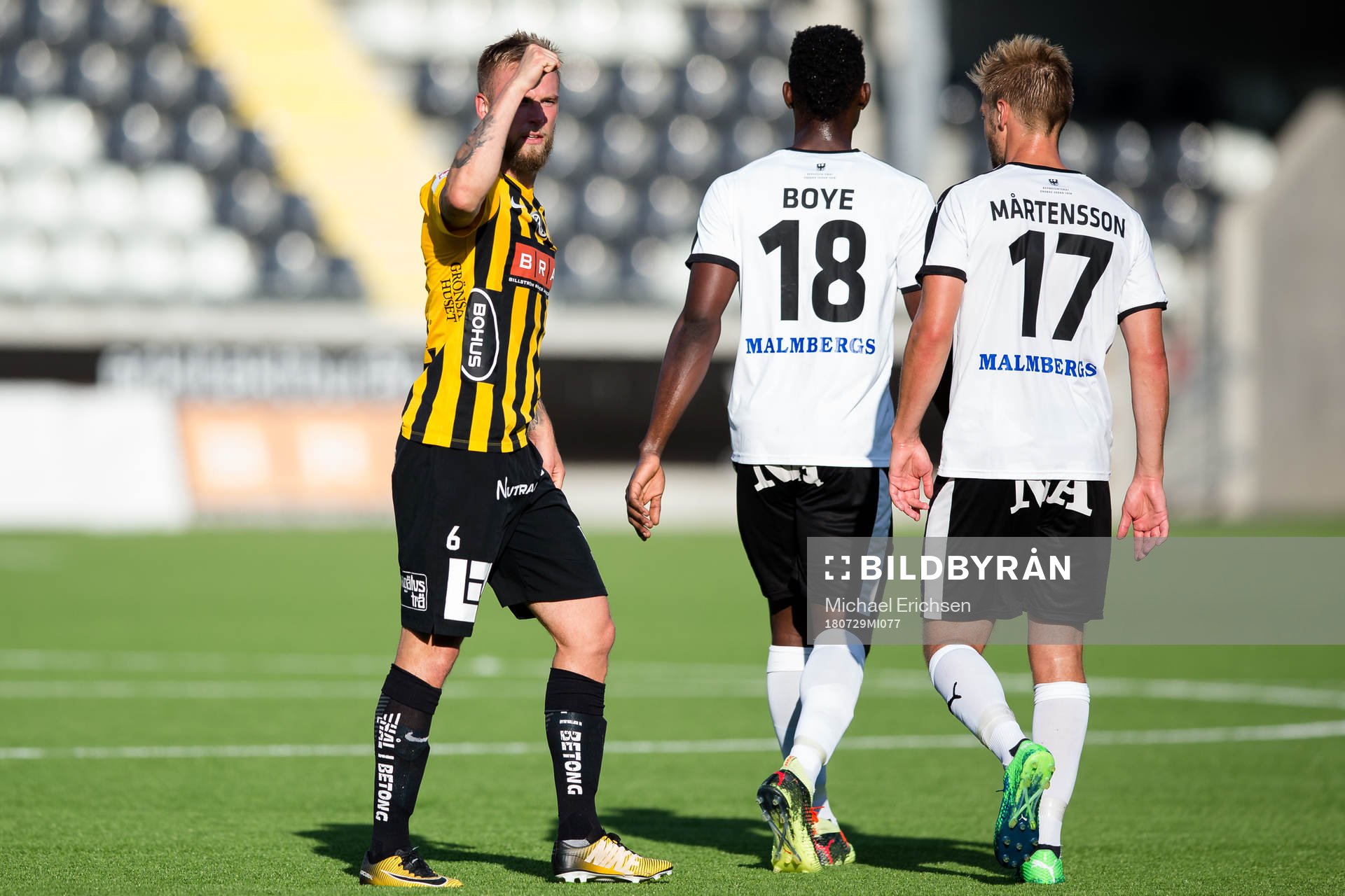 Häckens Alexander Faltsetas jublar