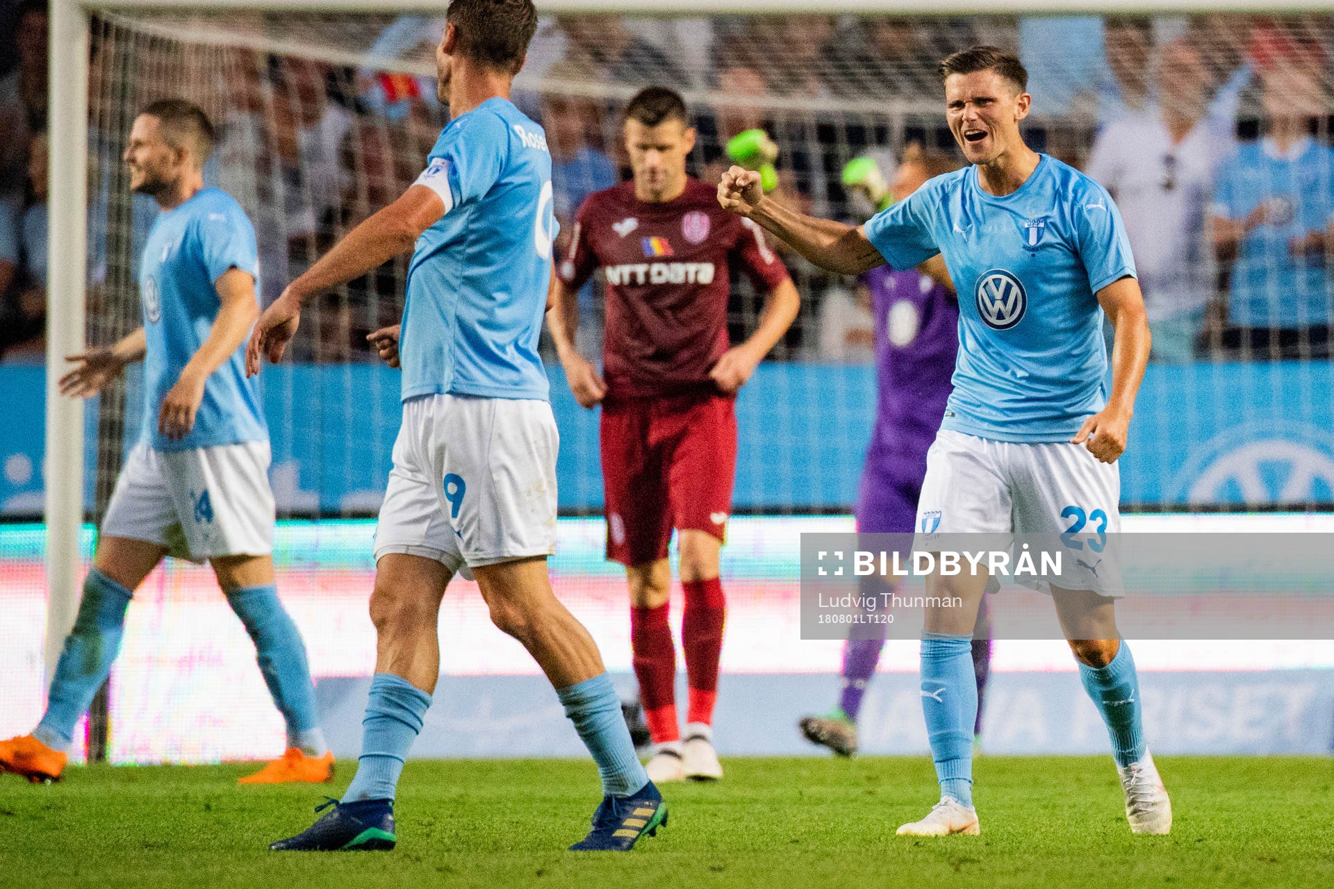 Marcus Antonsson of Malmö FF celebrates