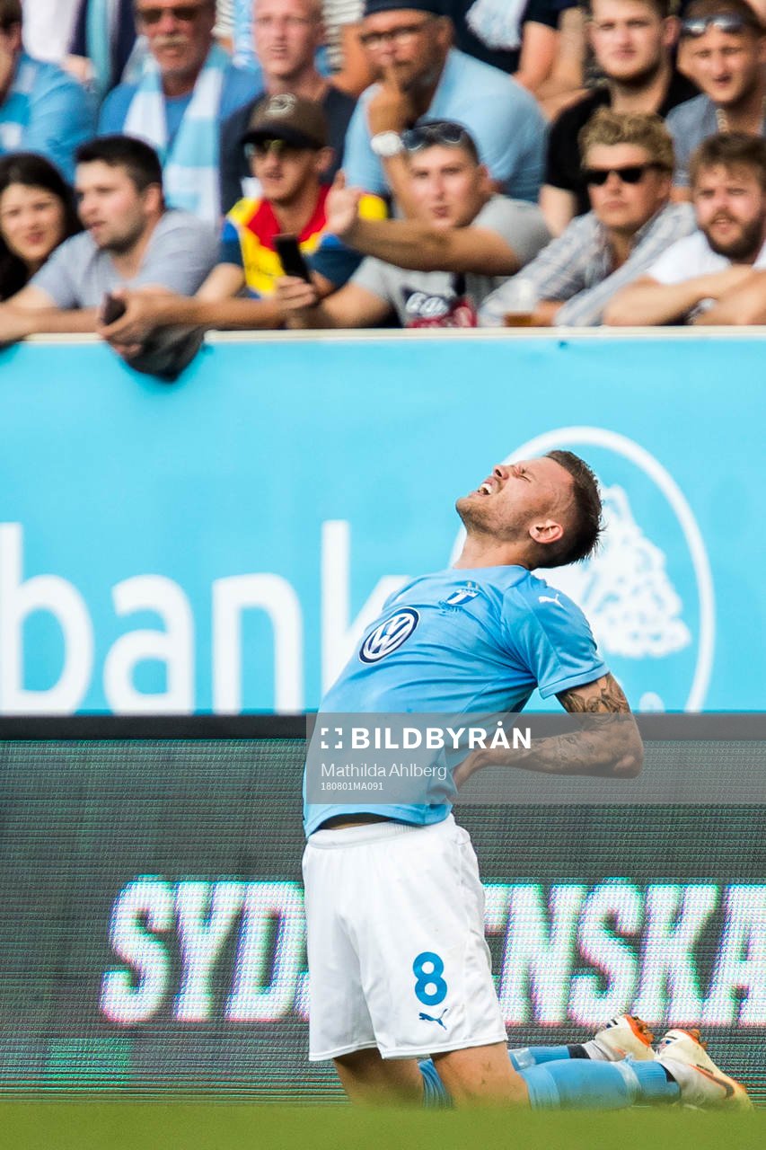 Arnór Ingvi Traustason of Malmö FF looks dejected