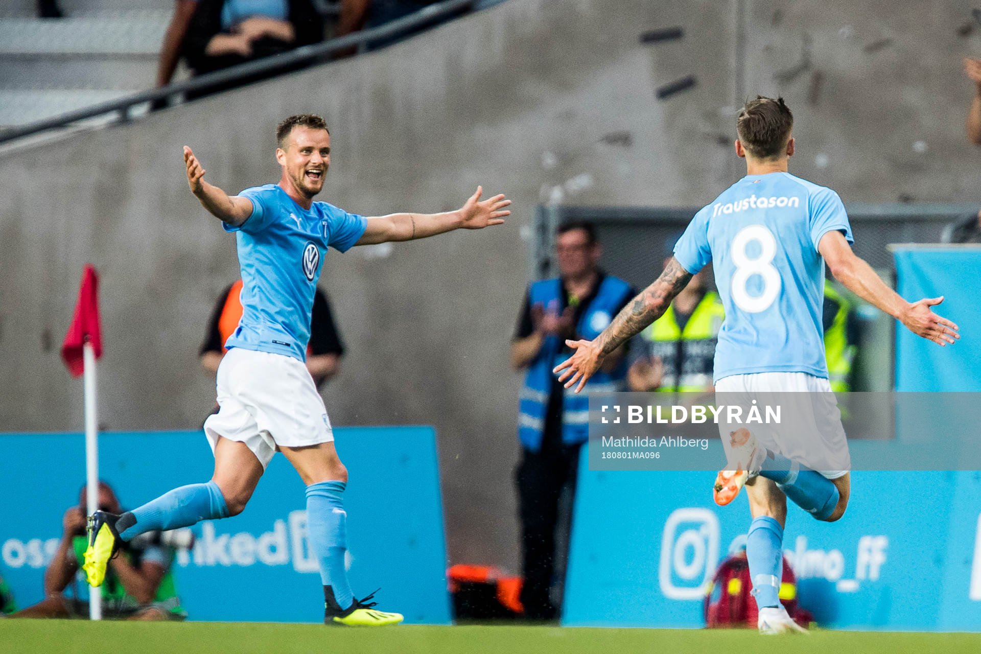 Eric Larsson and Arnór Ingvi Traustason of Malmö FF