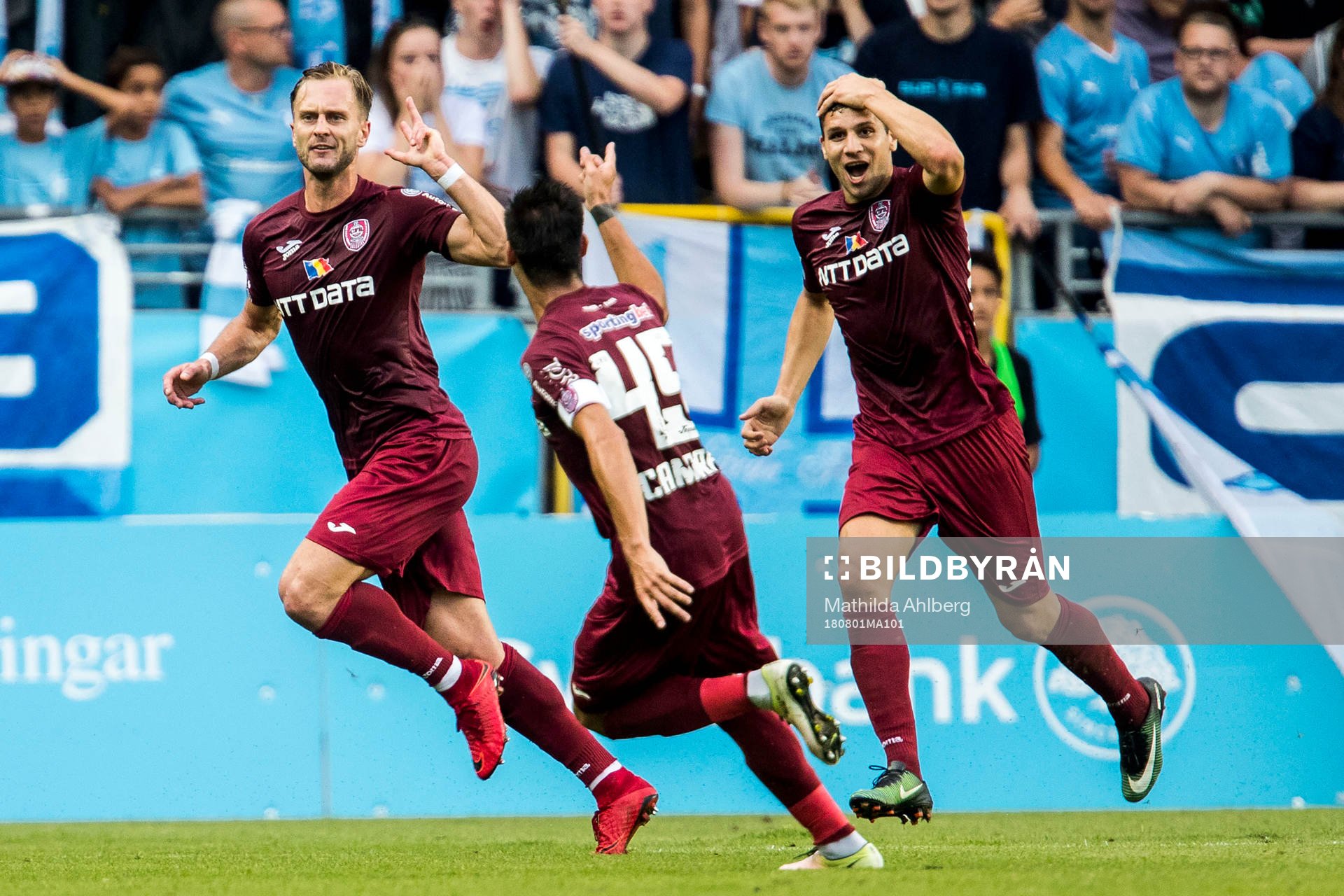 Damjan Đokovic of Cluj celebrates