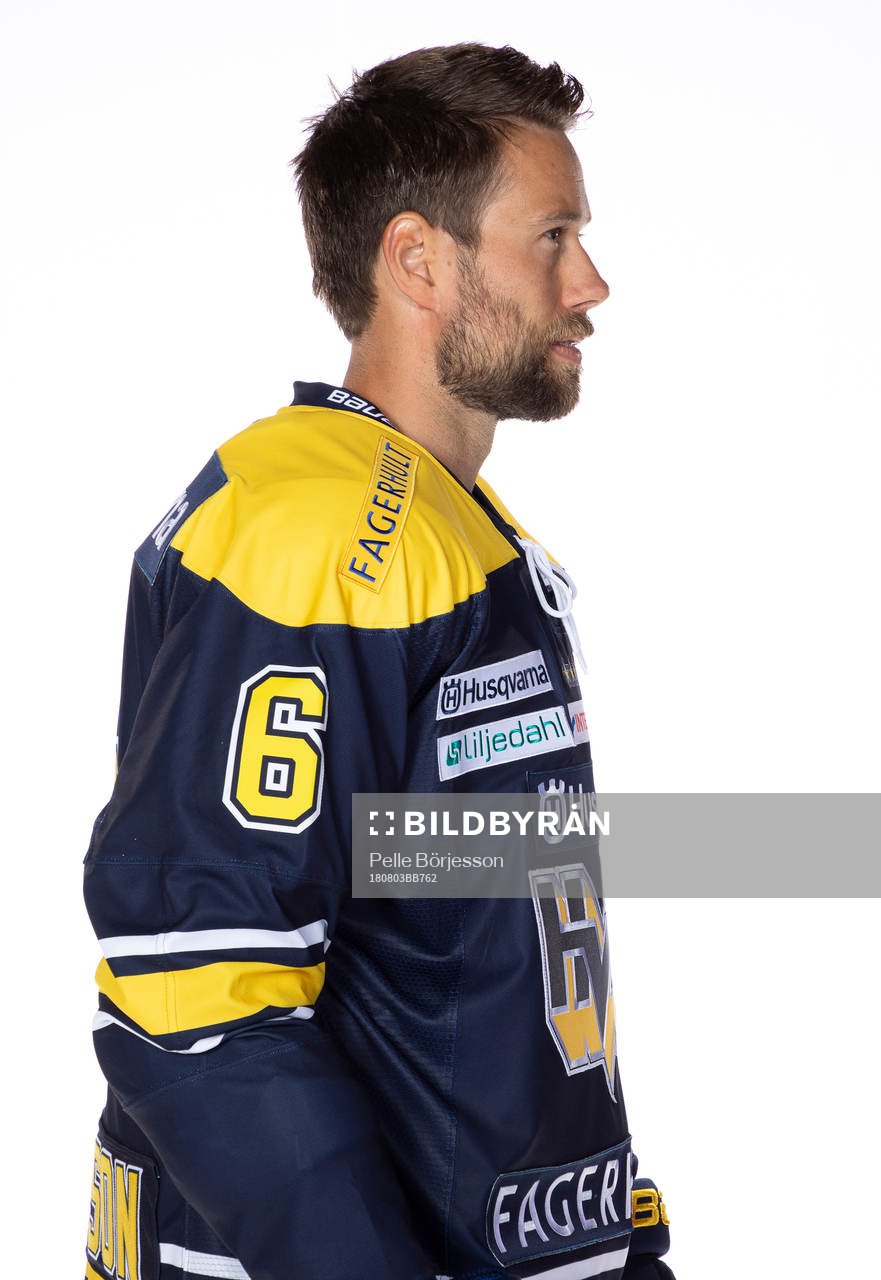 HV71s Christoffer Persson