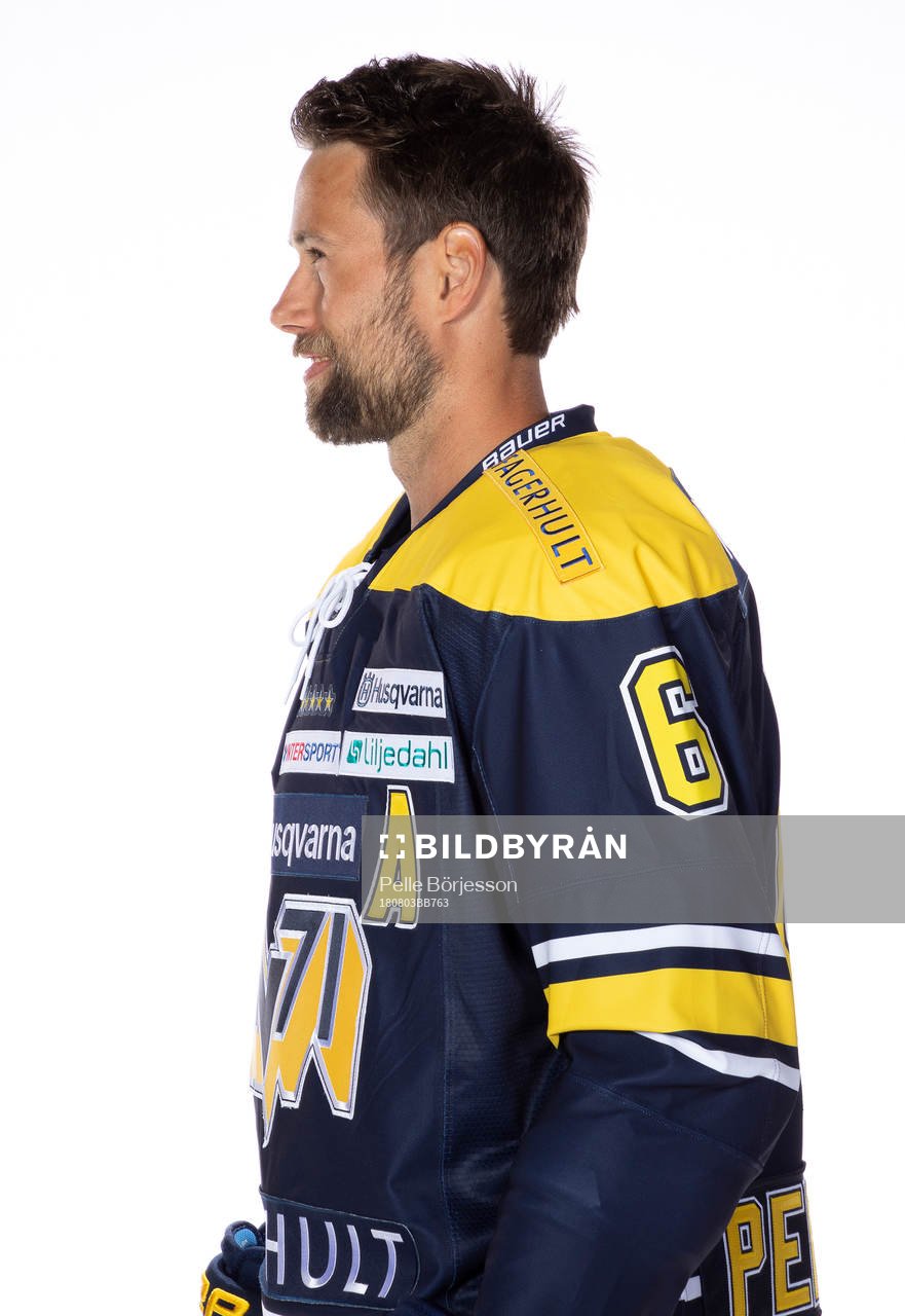 HV71s Christoffer Persson