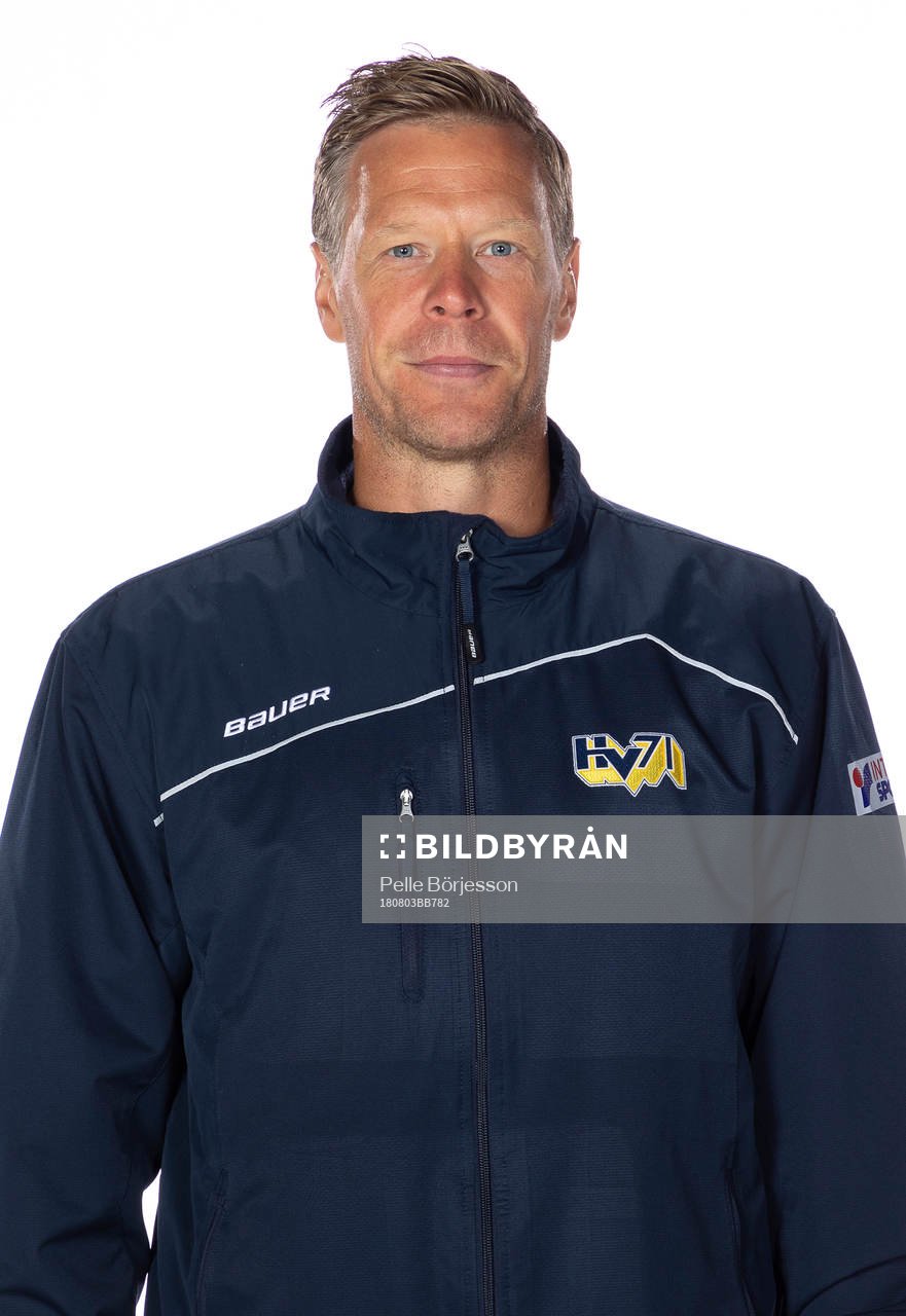 HV71s Assisterande tränare Nicklas Rahm