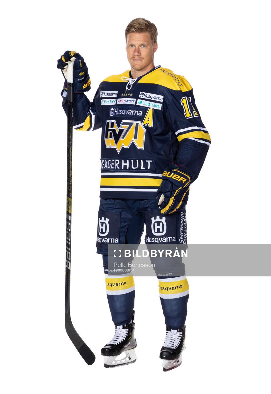 s Simon Önerud