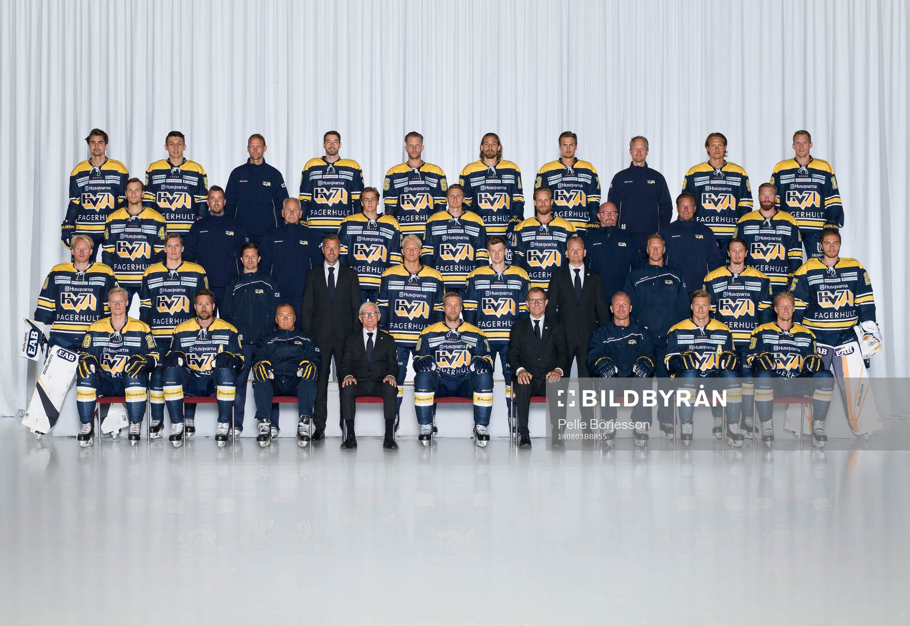 HV71