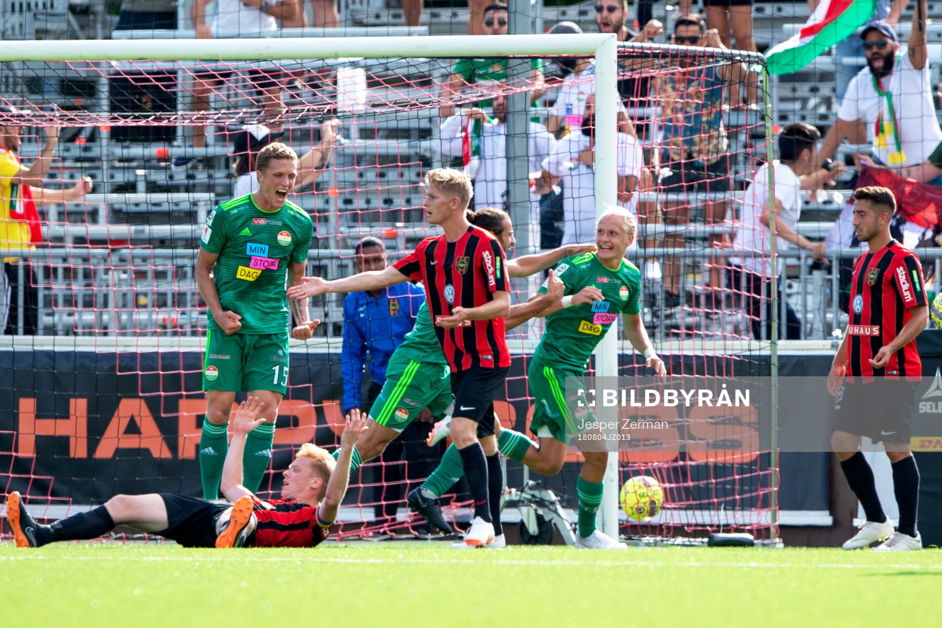 Dalkurds Henrik Löfkvist jublar efter 0-1 under matchen i Allsvenskan mellan Brommapojkarna och Dalkurd den 4 augusti 2018 i Stockholm.