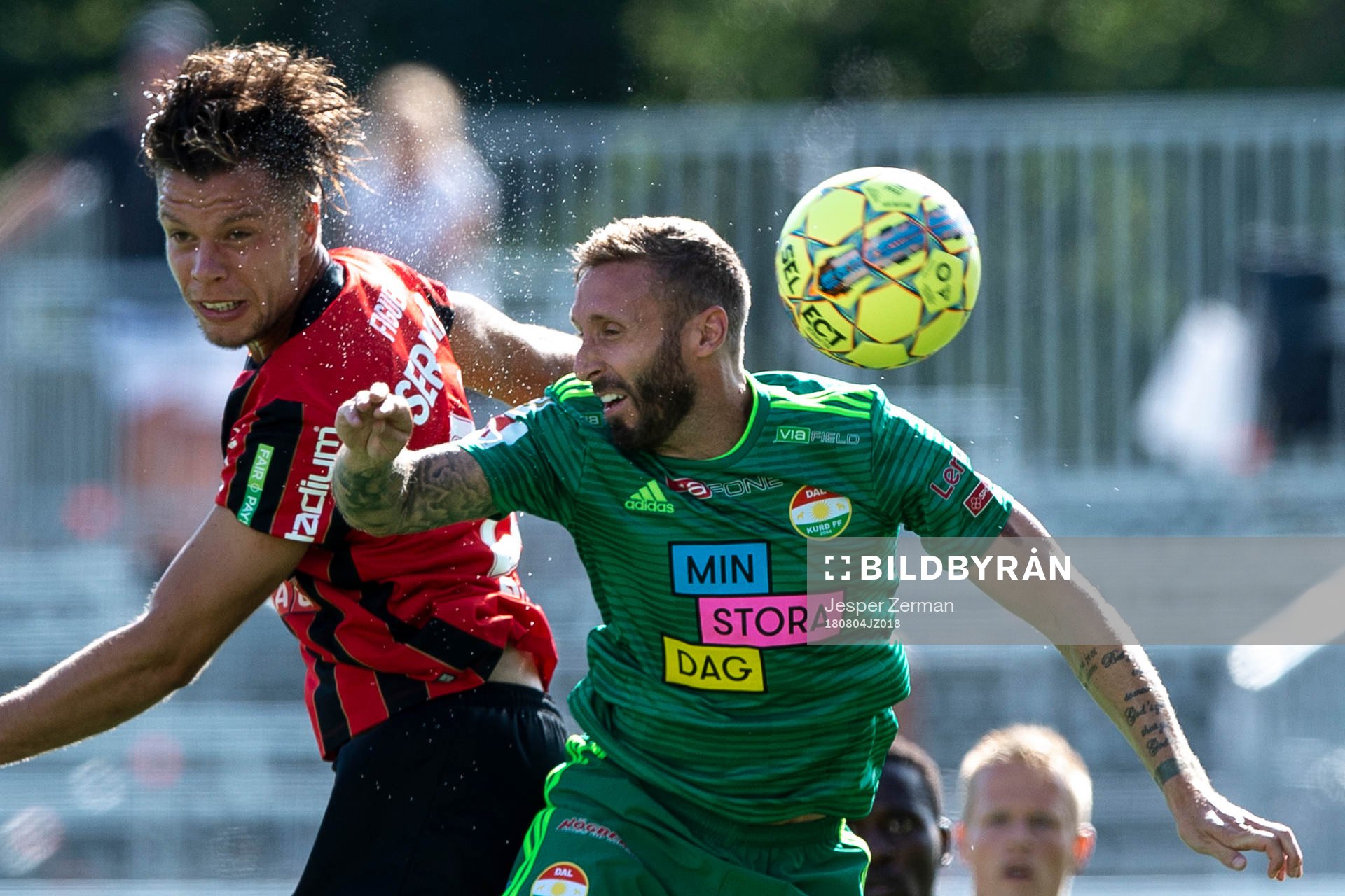 Brommapojkarnas Erik Figueroa och Dalkurds Andrew Michael