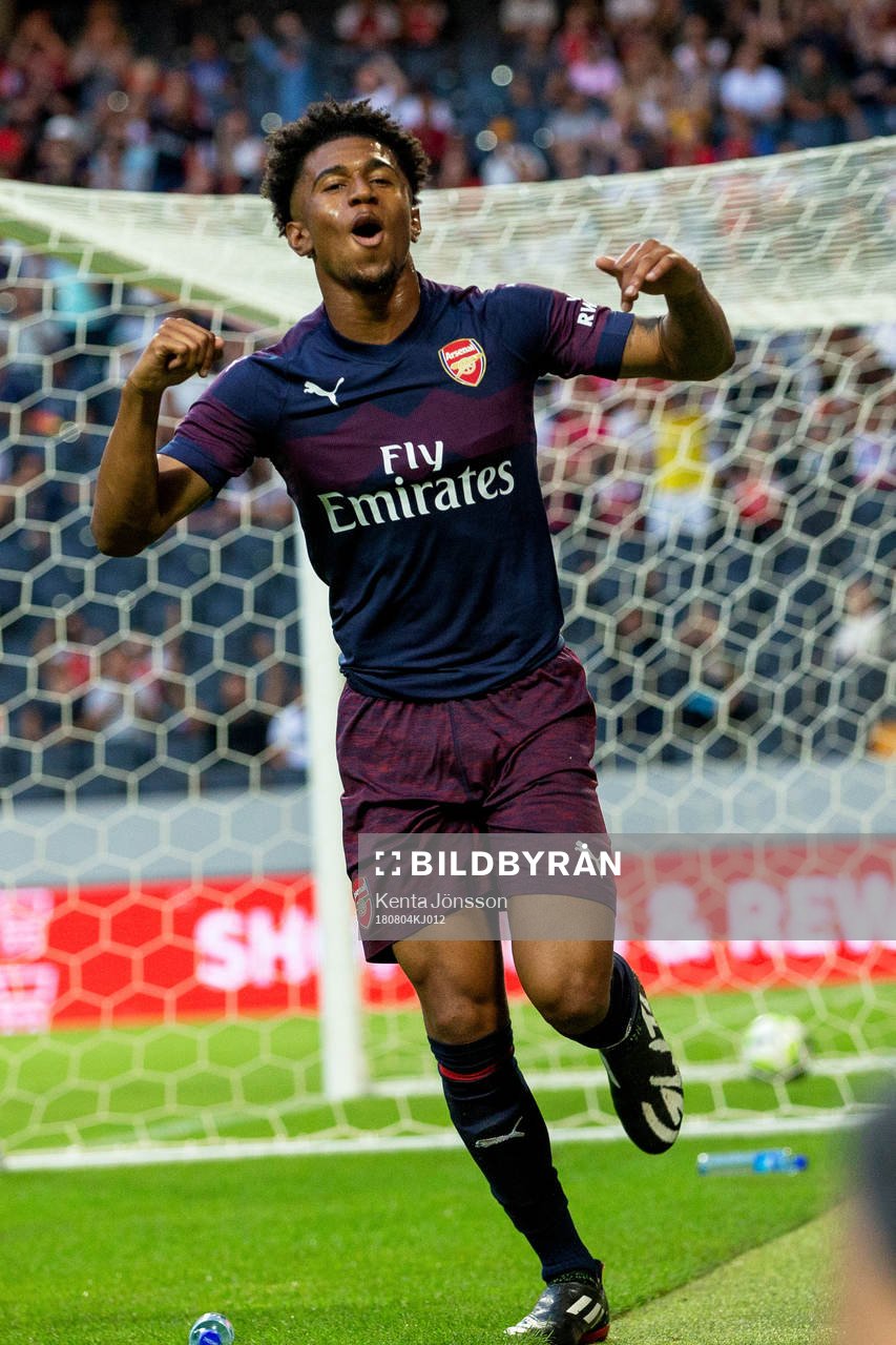 Reiss Nelson of Arsenal celebrates