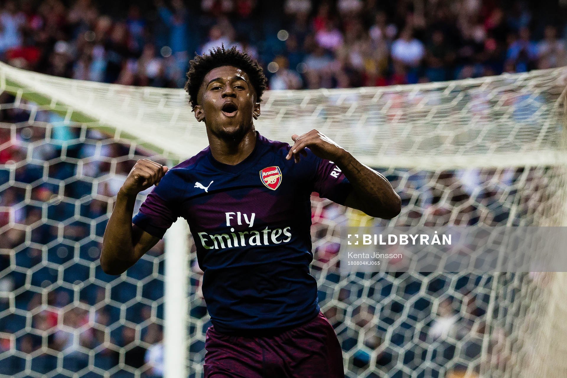 Reiss Nelson of Arsenal celebrates