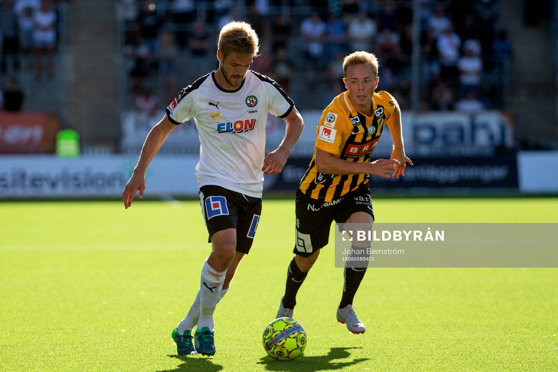 Örebros Johan Mårtensson och Häckens Adam Andersson