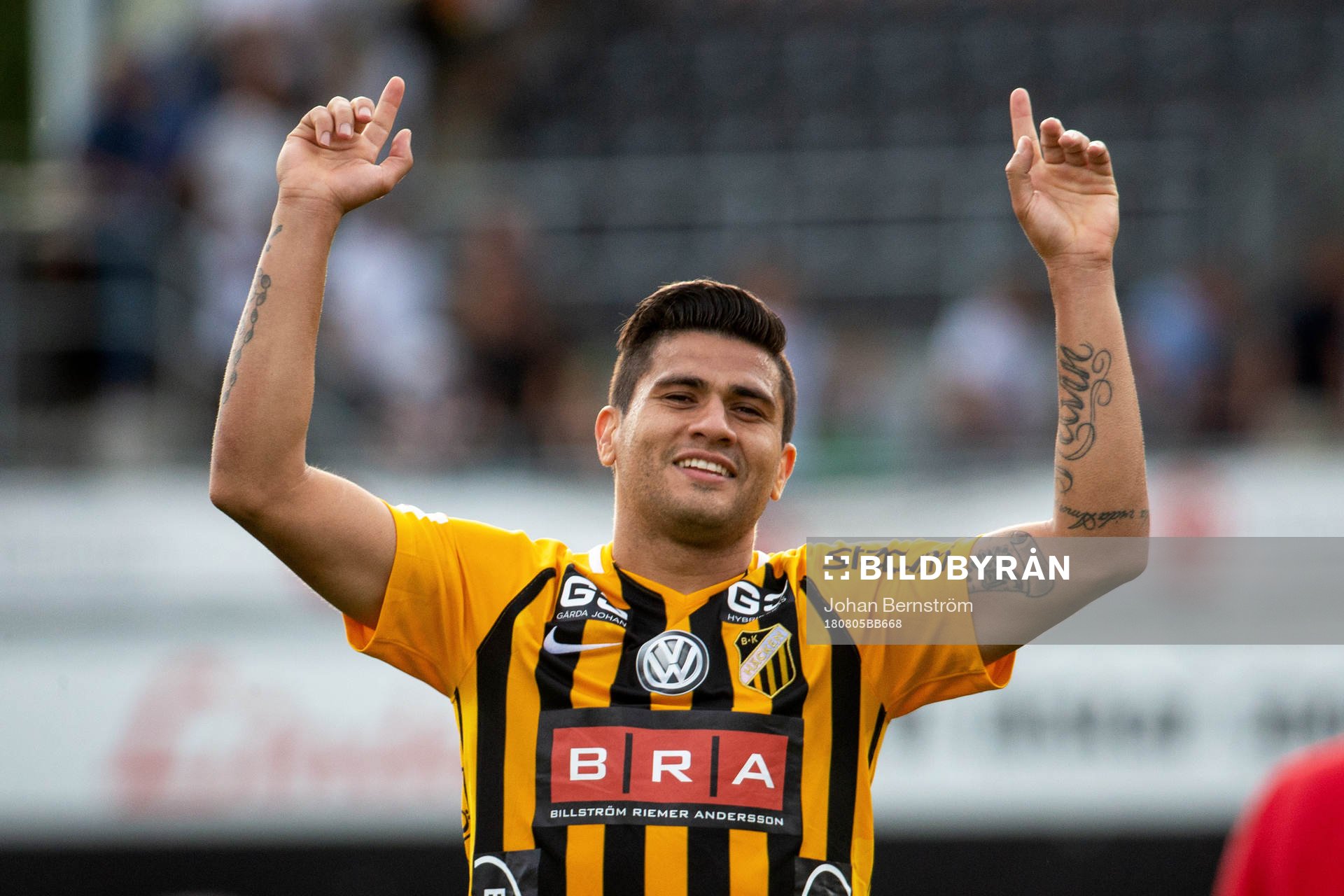 Häckens Paulinho jublar