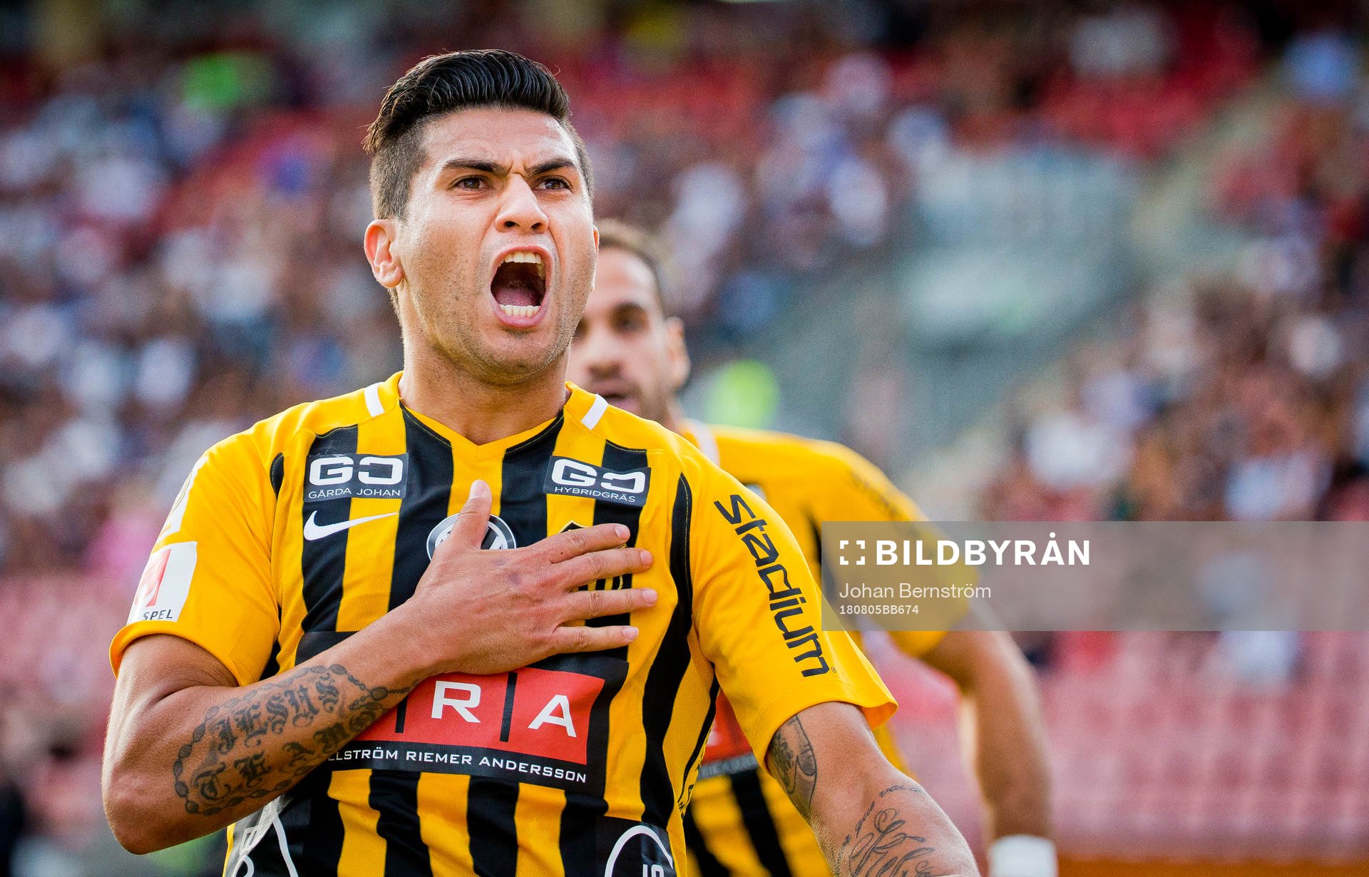 Häckens Paulinho gör mål och jublar vid 1-2 målet under fotbollsmatchen i Allsvenskan mellan Örebro och Häcken den 5 augusti 2018 i Örebro.