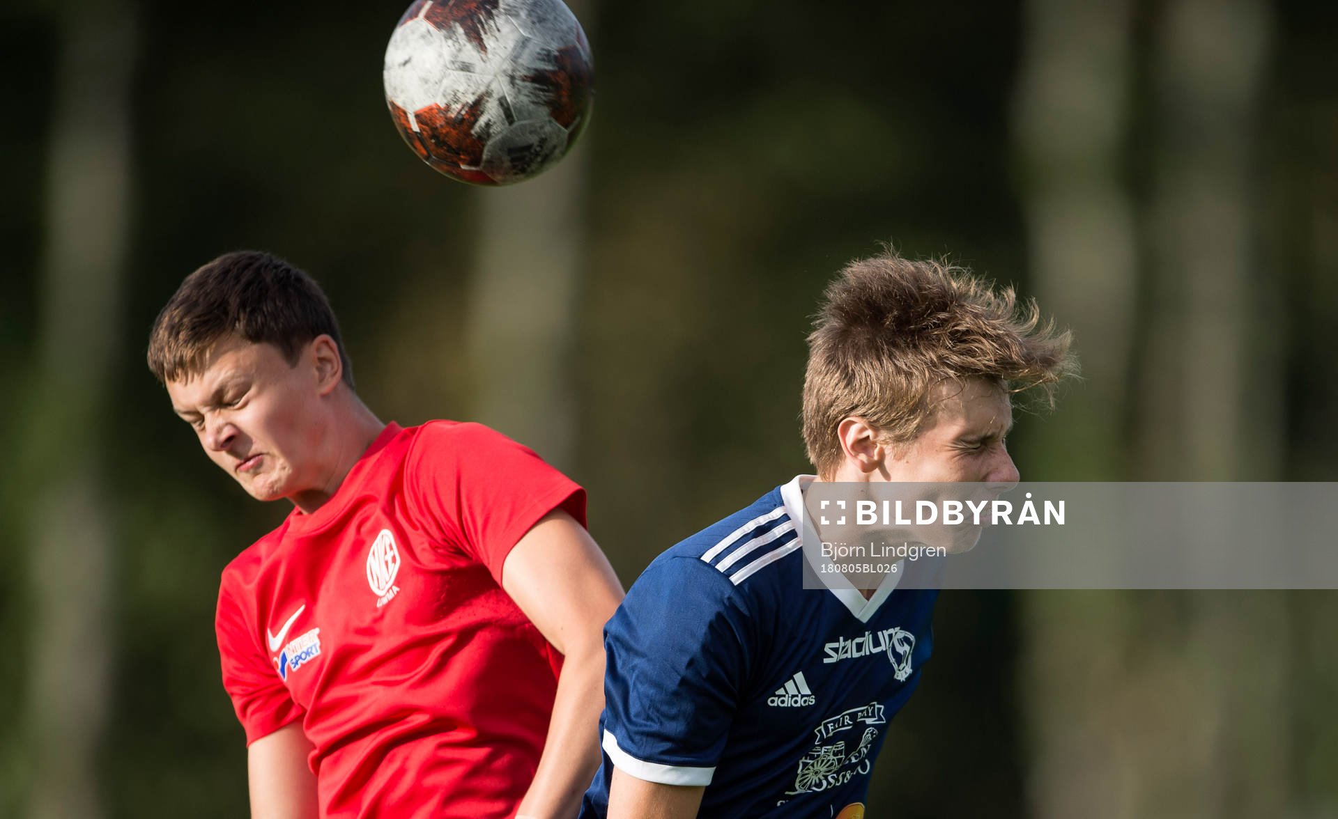 Nikes Henrik Jersby mot Stenkullens Tim Svan