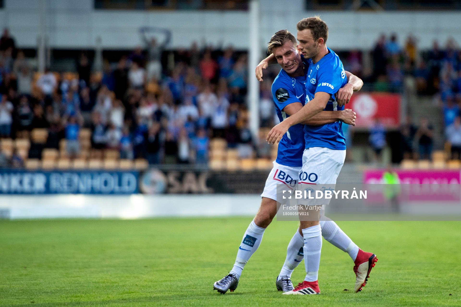 Fredrik Aursnes of Molde celebrates with his teammate