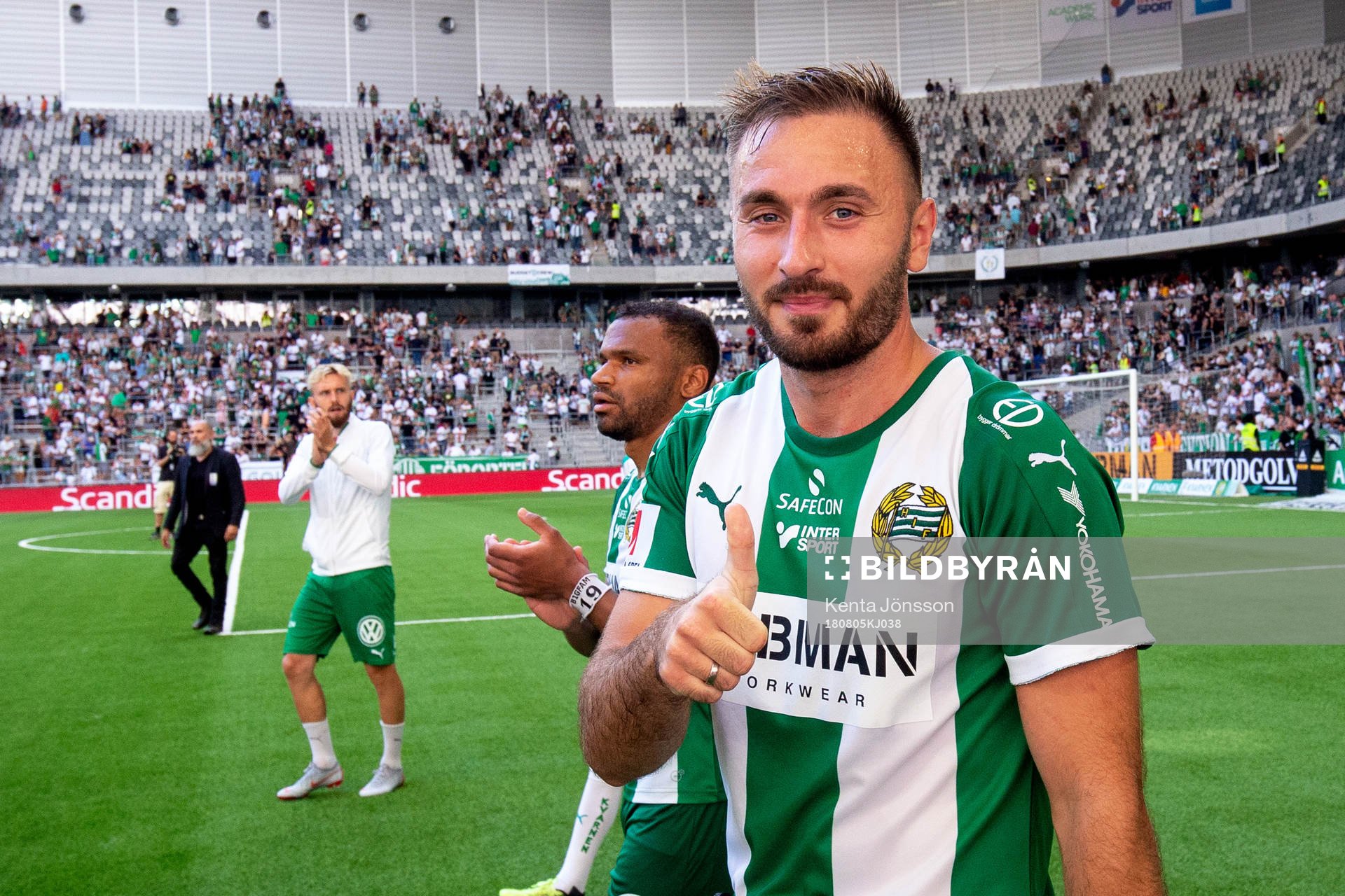 Hammarbys Muamer Tankovic jublar