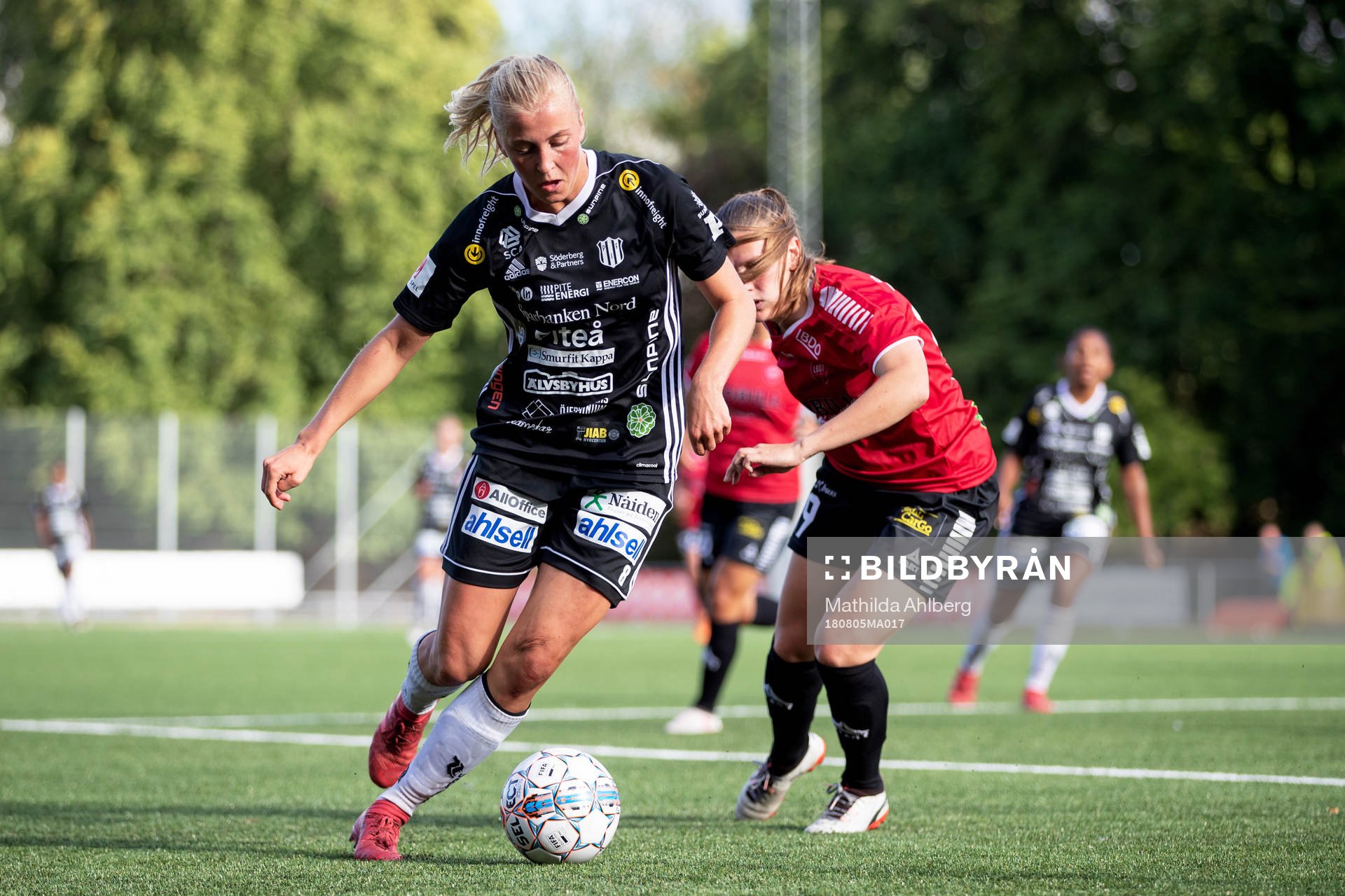 Piteås Julia Karlenäs och Limhamn Bunkeflos Rebecka
