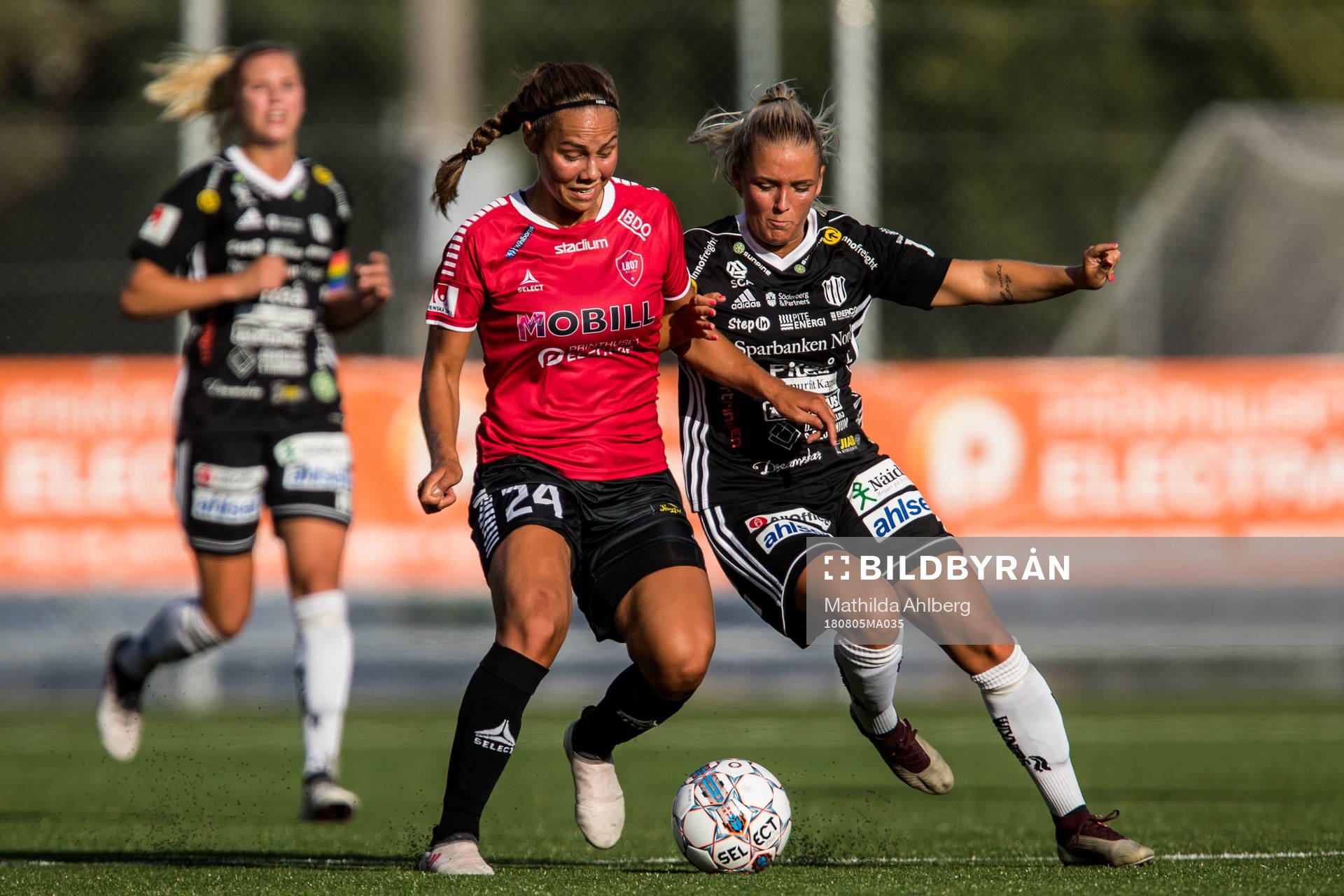 Piteås Ronja Aronsson och Limhamn Bunkeflos Elisa Lang