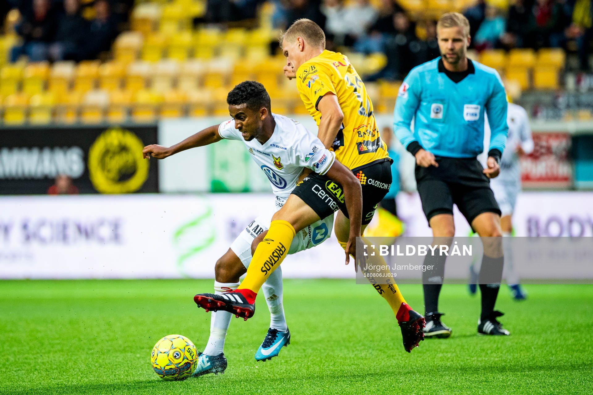 Östersunds Tesfaldet och Tekie Elfsborgs Joakim Nilsson