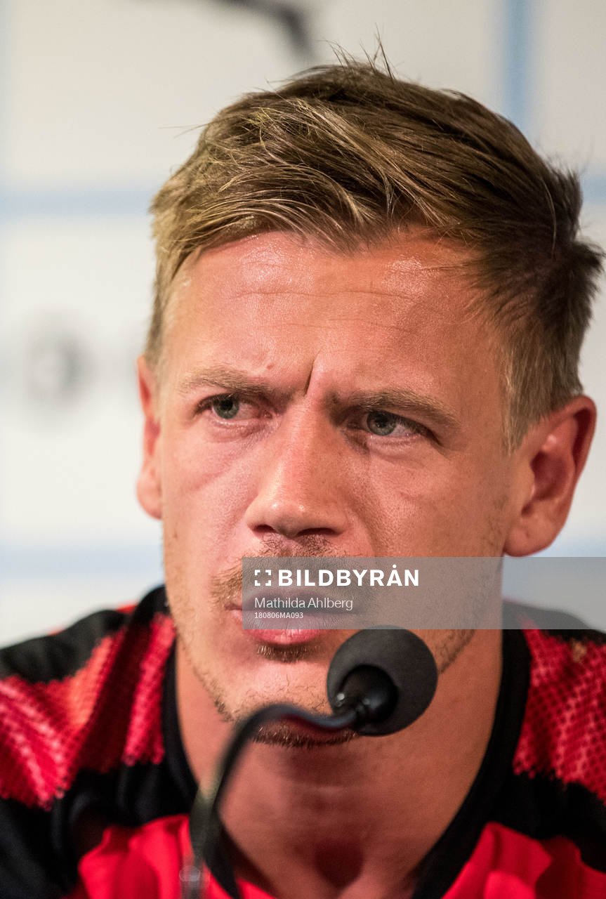 Goalkeeper Johan Dahlin of Malmö FF