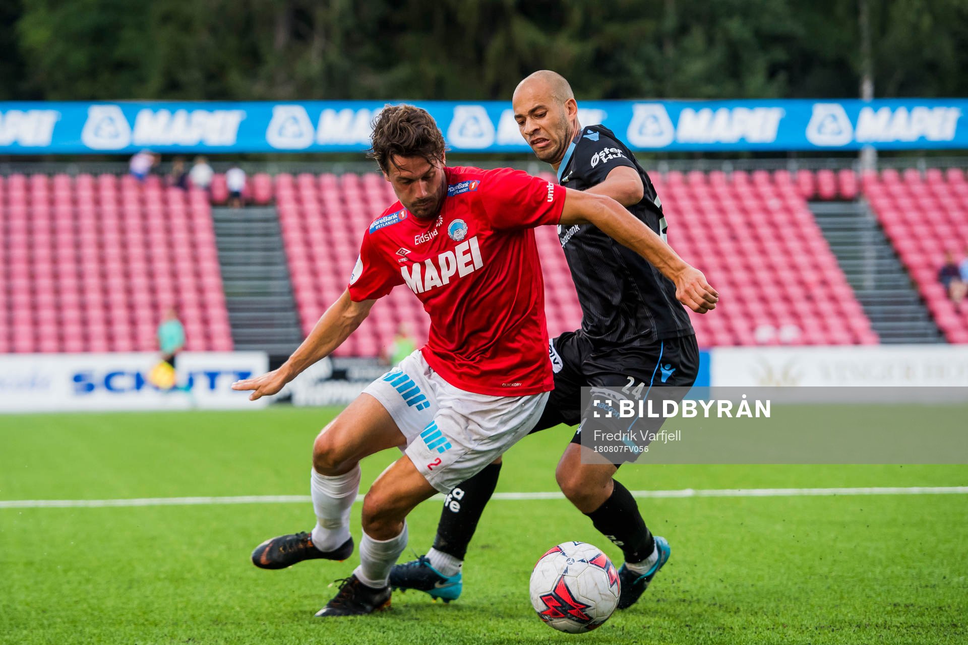 Fredrik Pålerud of Kongsvinger and Kristian Brix of