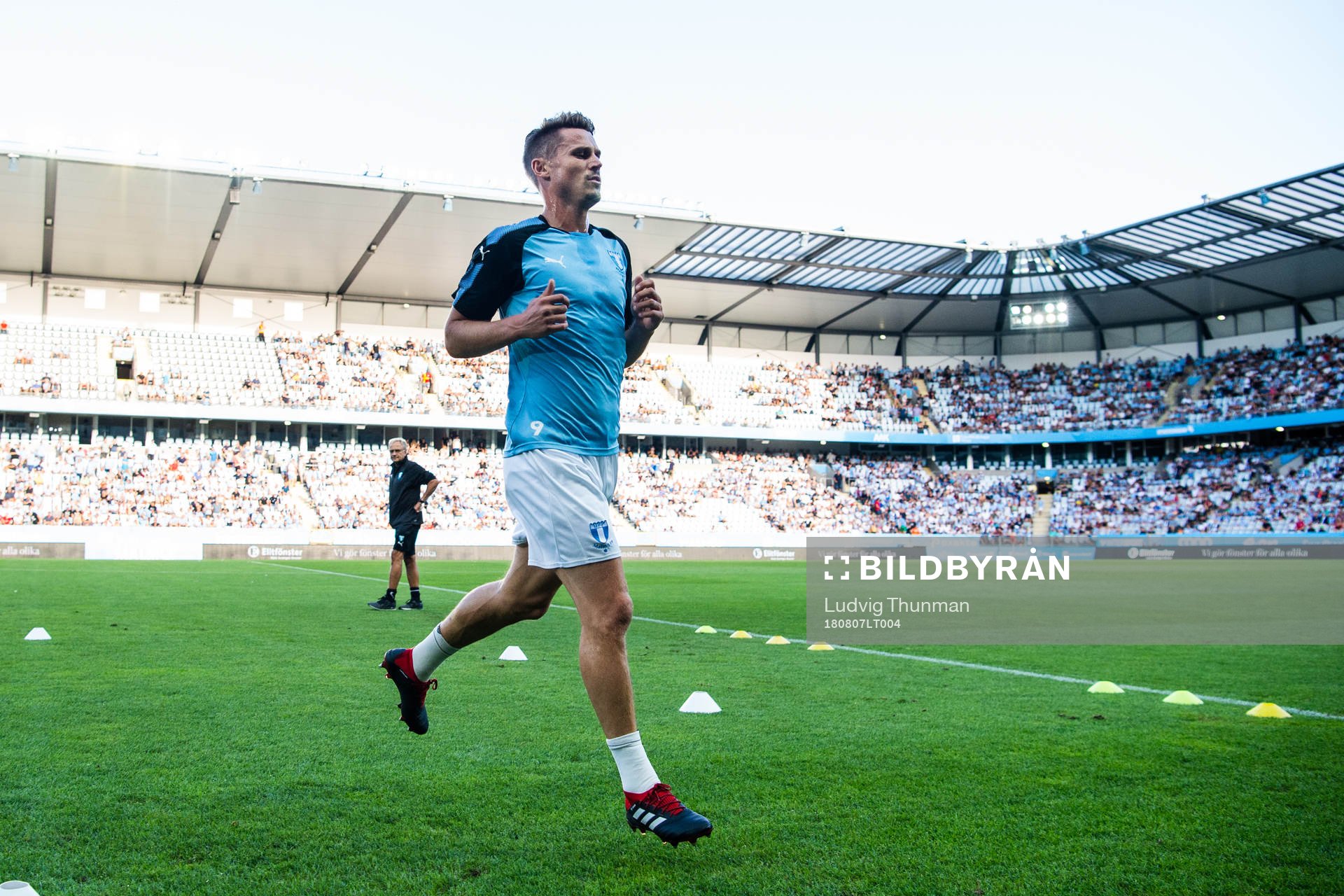 Markus Rosenberg of Malmö FF leaves the pitch prior to the