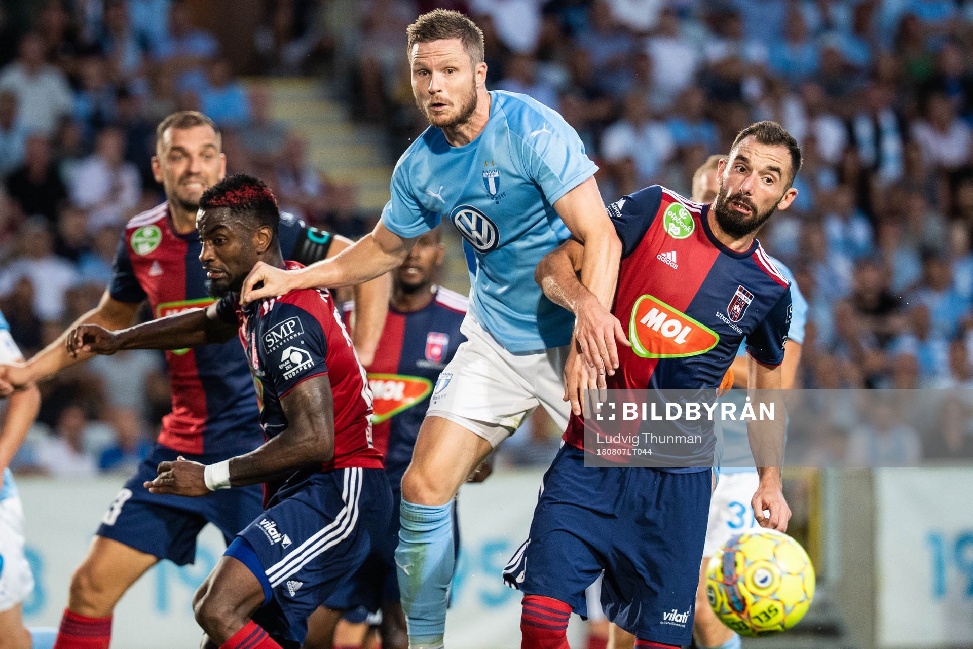 Paulo Vinícius and Attila Fiola of Vidi competes for the
