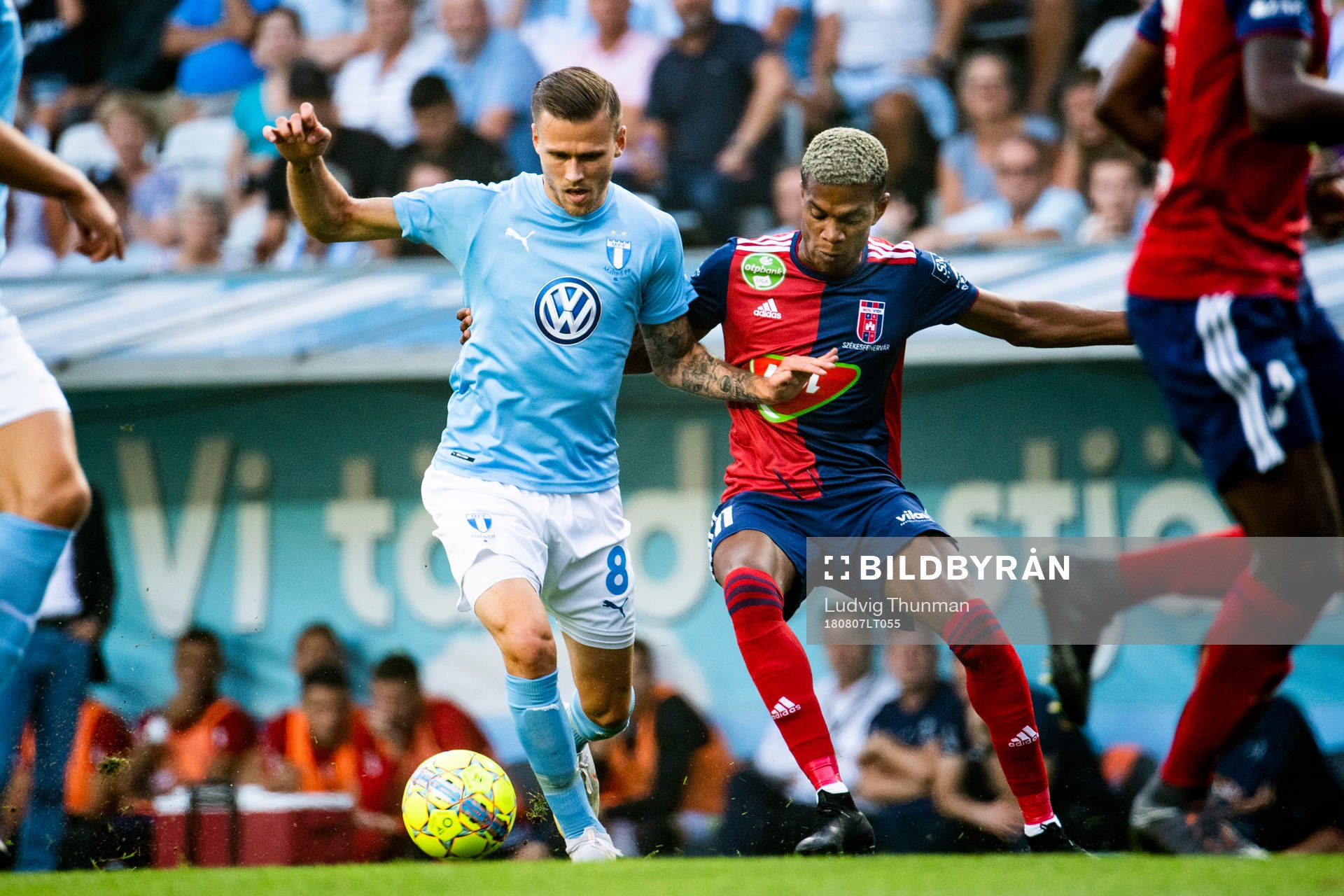 Arnór Ingvi Traustason of Malmö FF and Loïc Nego of Vidi