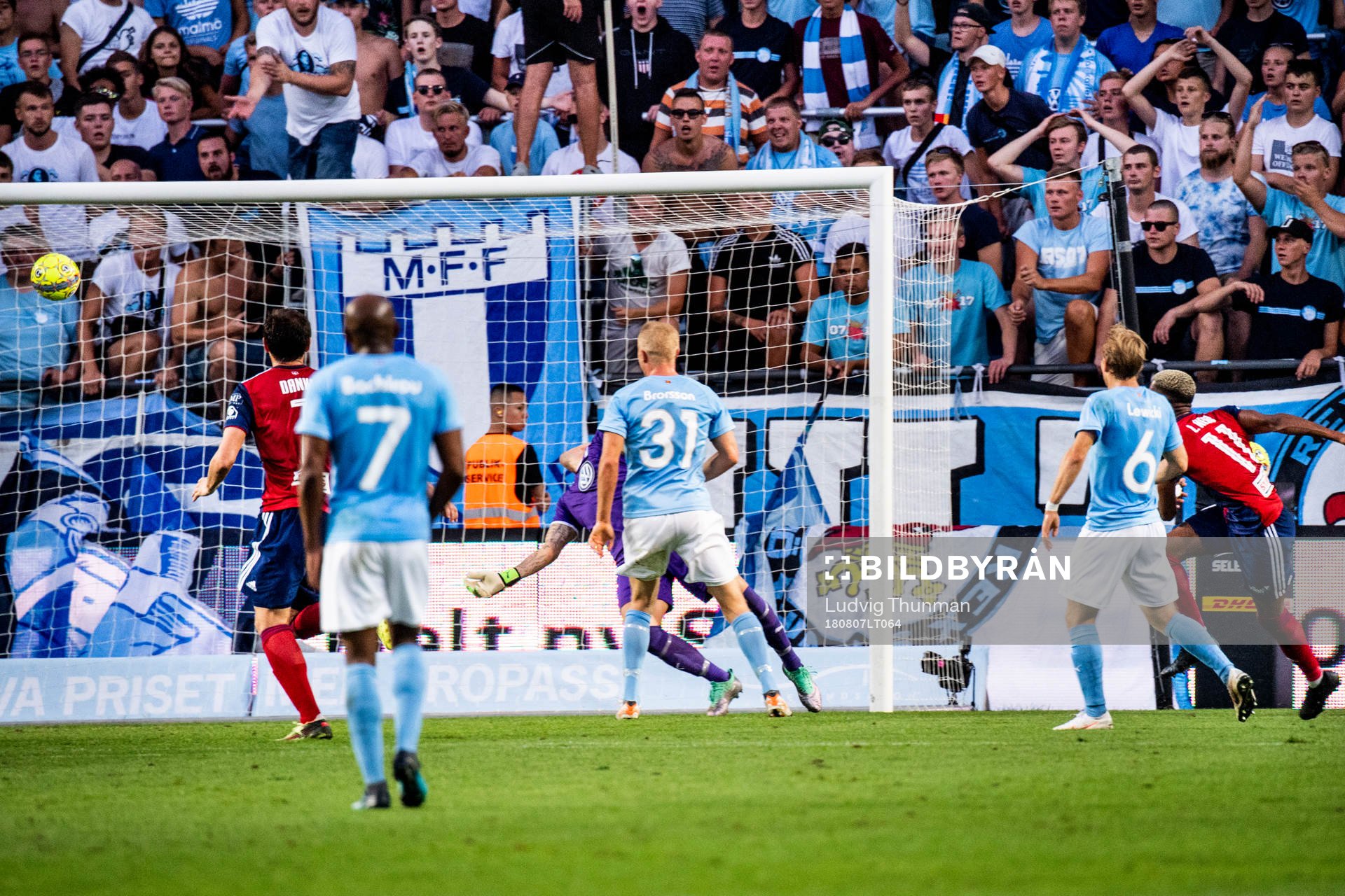Loïc Nego of Vidi scores 1-1 behind goalkeeper Johan
