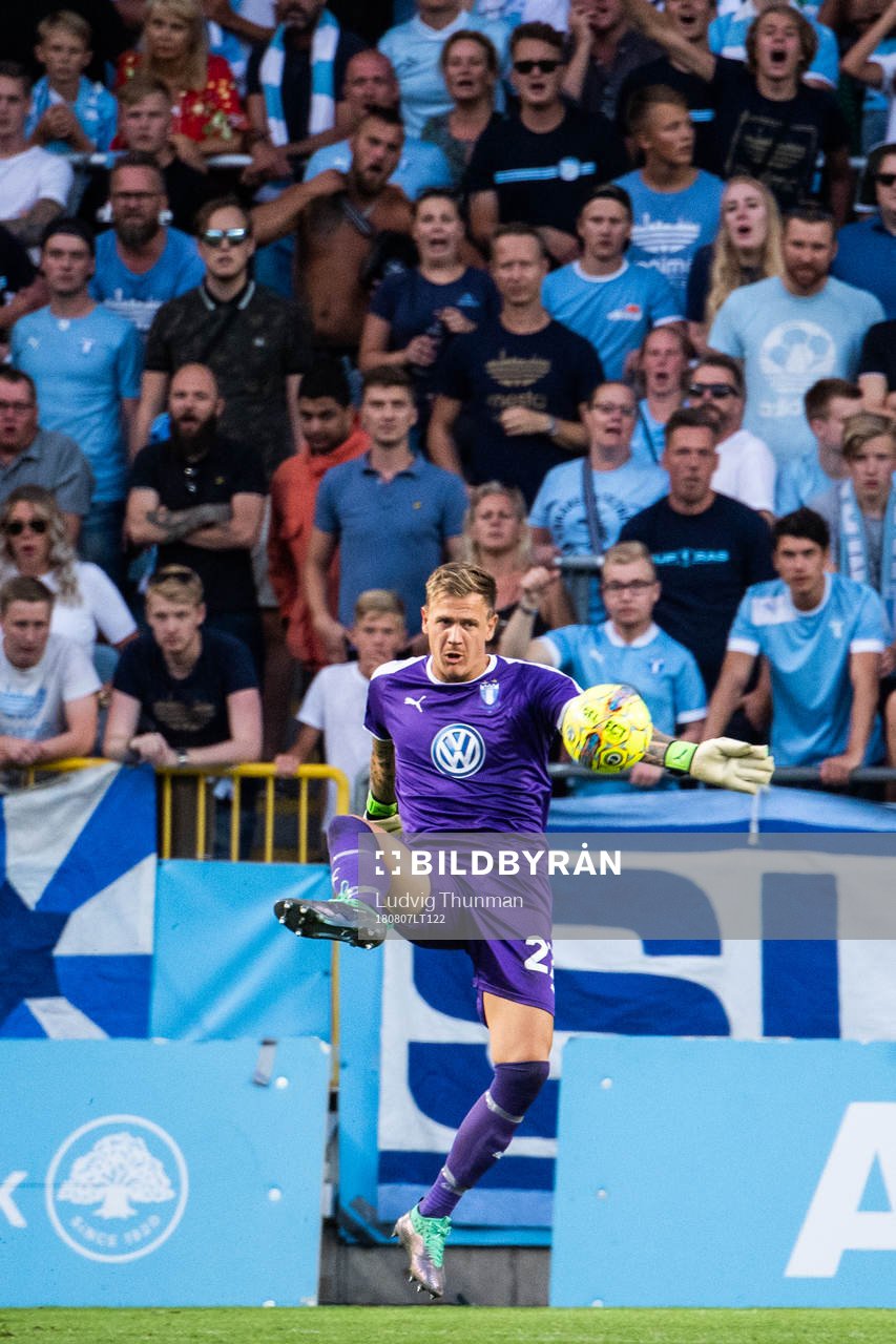 goalkeeper Johan Dahlin of Malmö FF