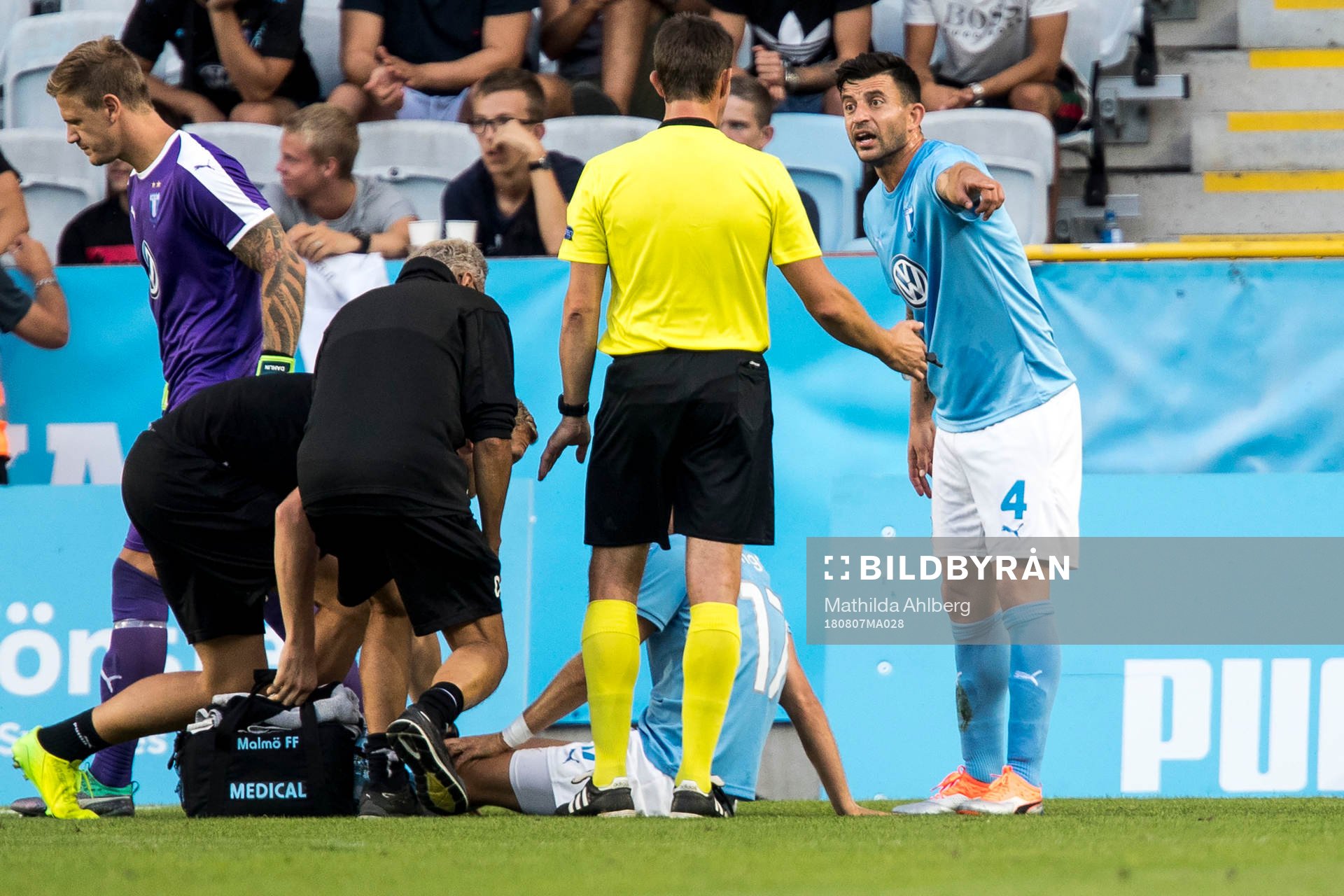 Behrang Safari of Malmö FF reacts