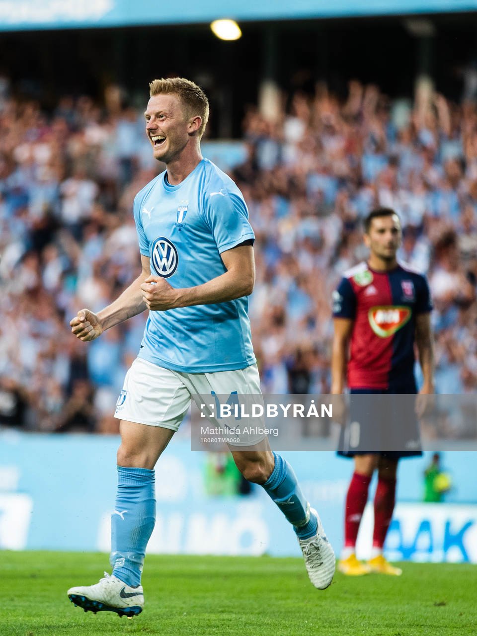 Anders Christiansen of Malmö FF celebrates
