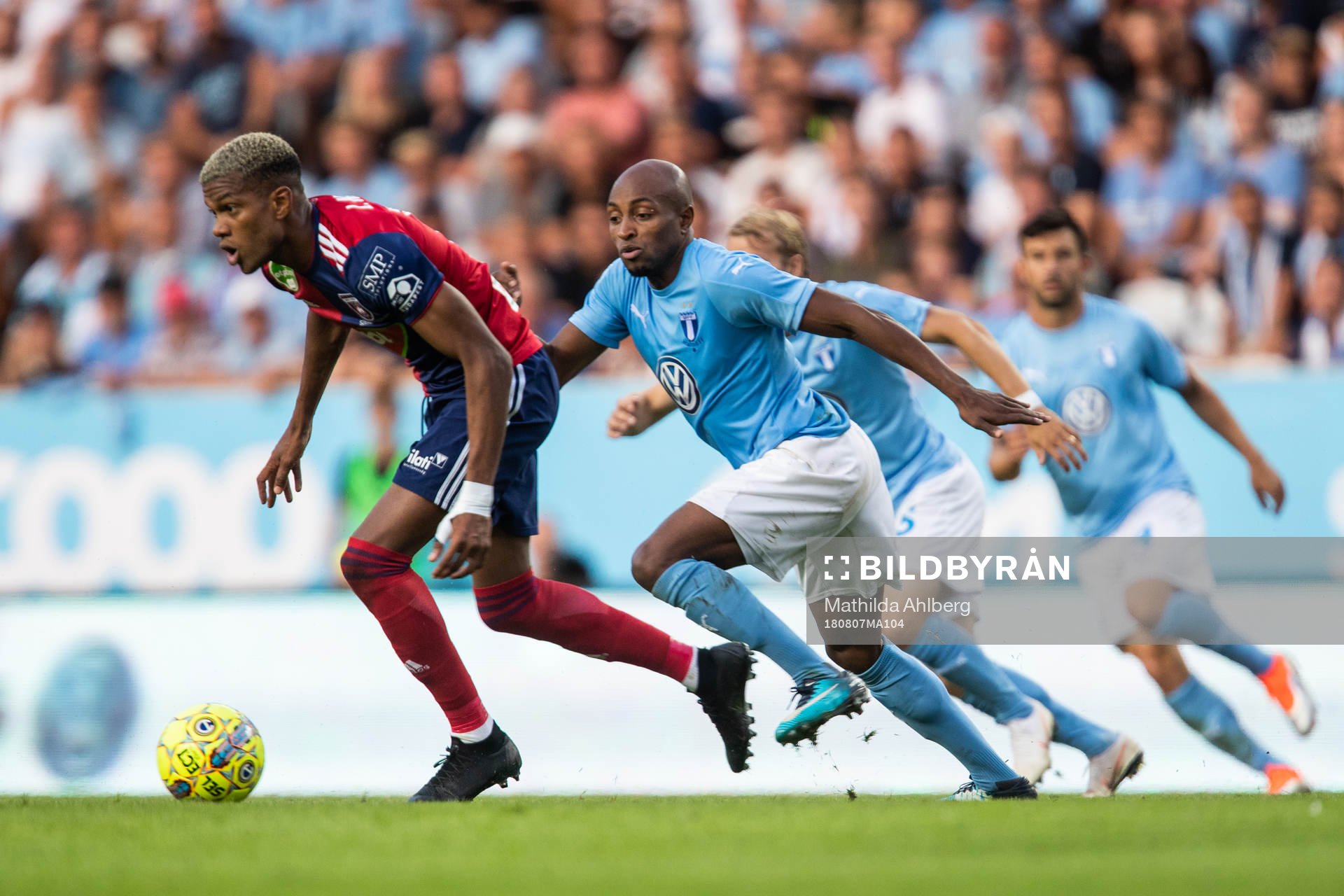 Loïc Nego of Vidi chased by Fouad Bachirou of Malmö FF