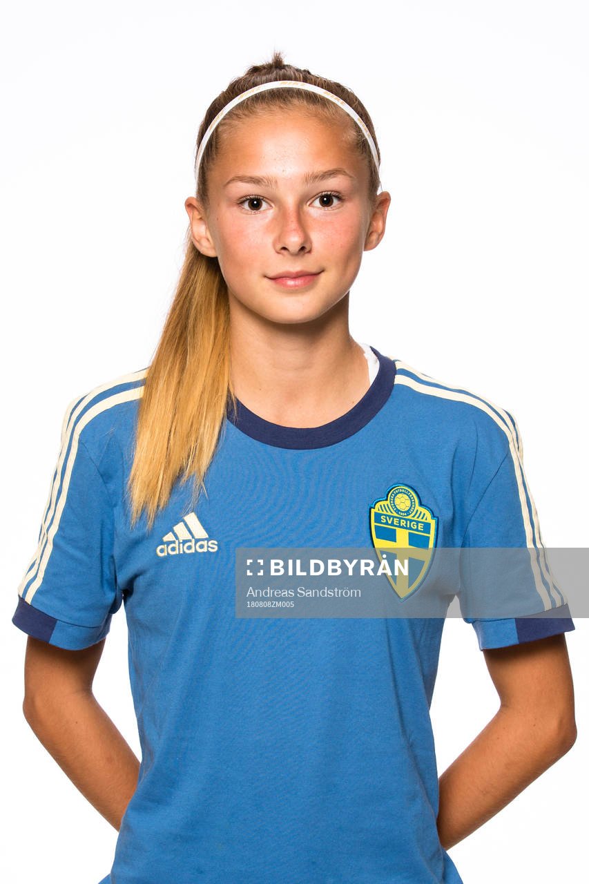 Alice Söndergaard i F15/03-landslaget