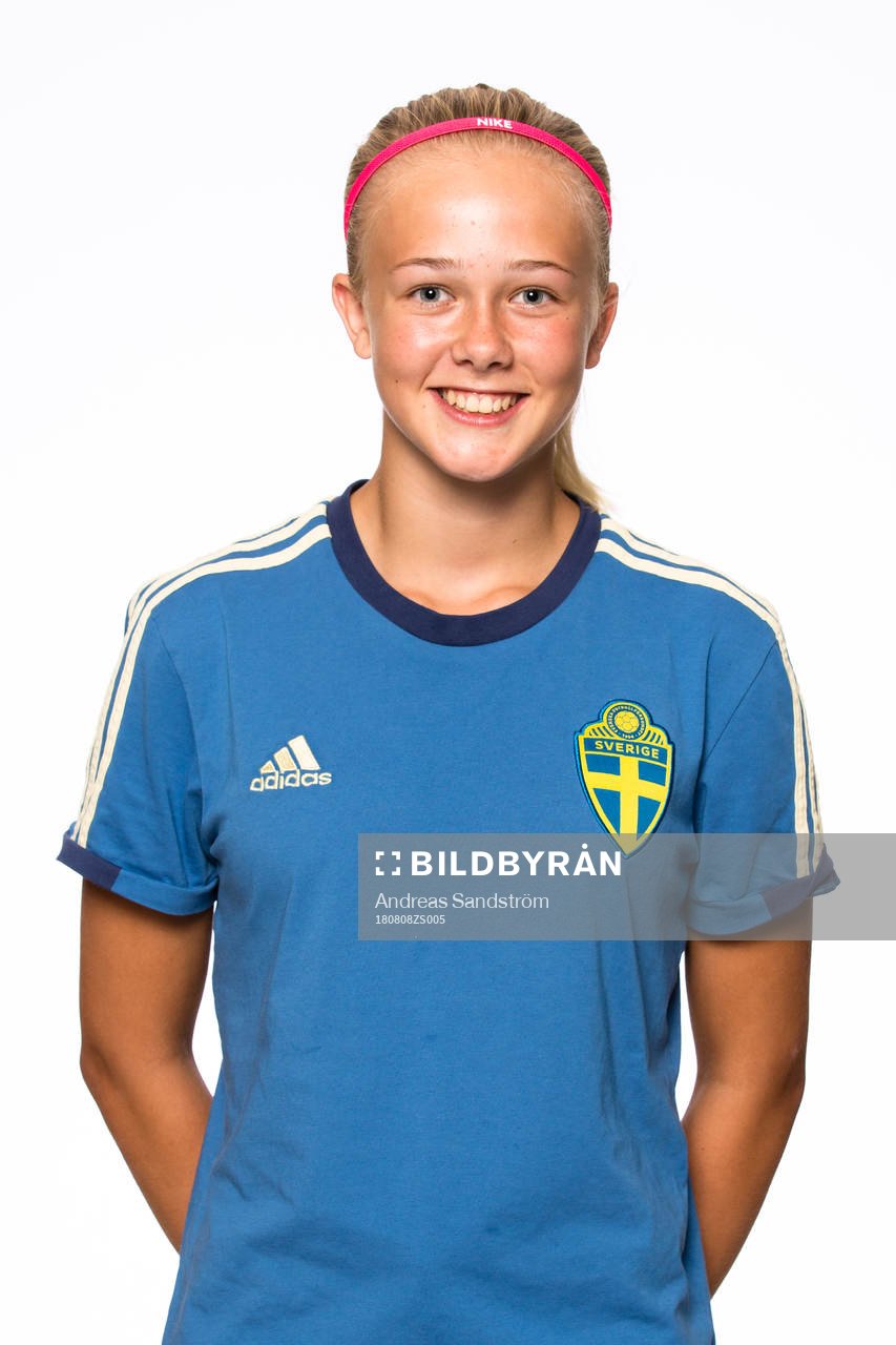 Ellinor Falck i F15/03-landslaget