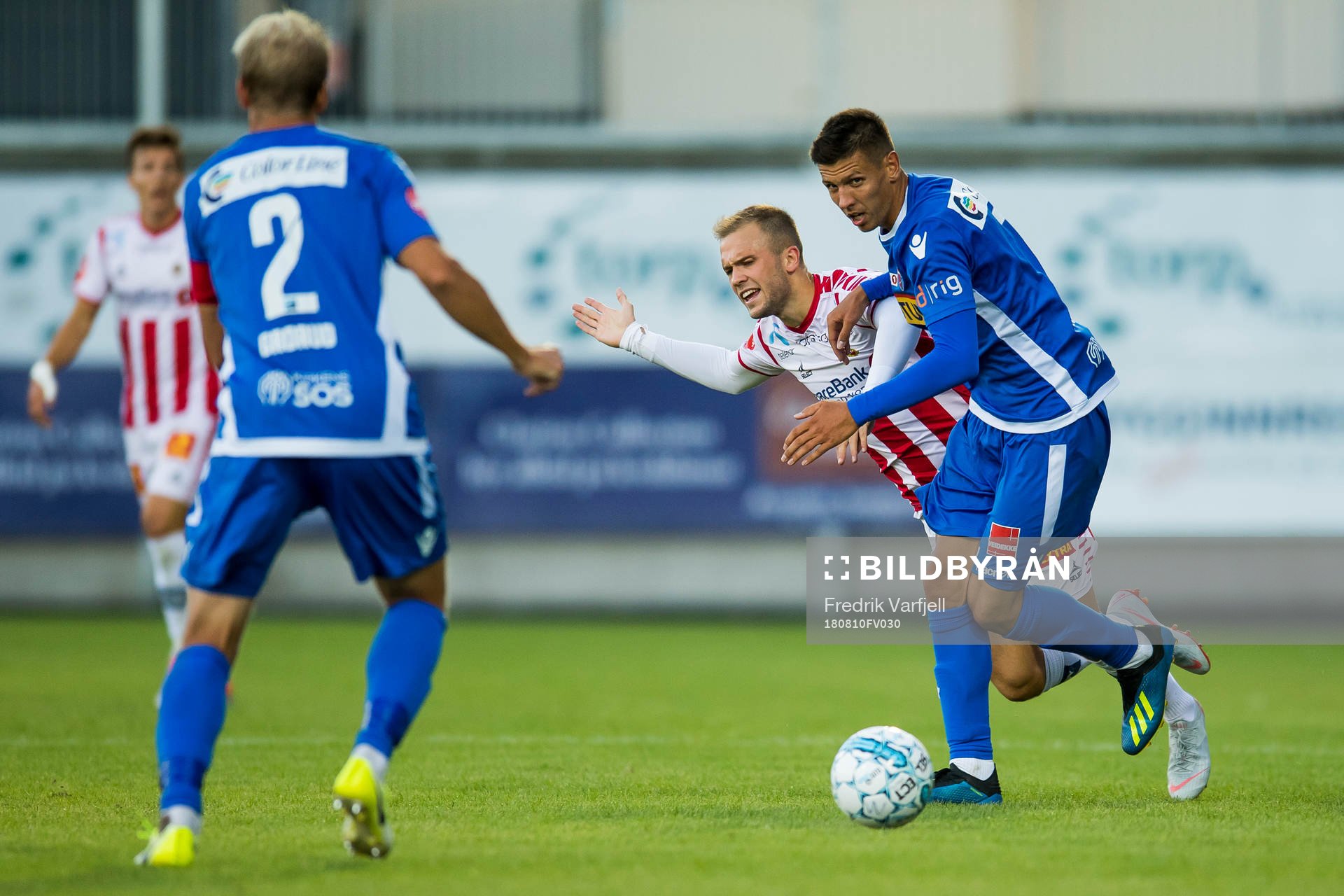 Lasse Nilsen of Tromsø and Emil Palsson of Sandefjord