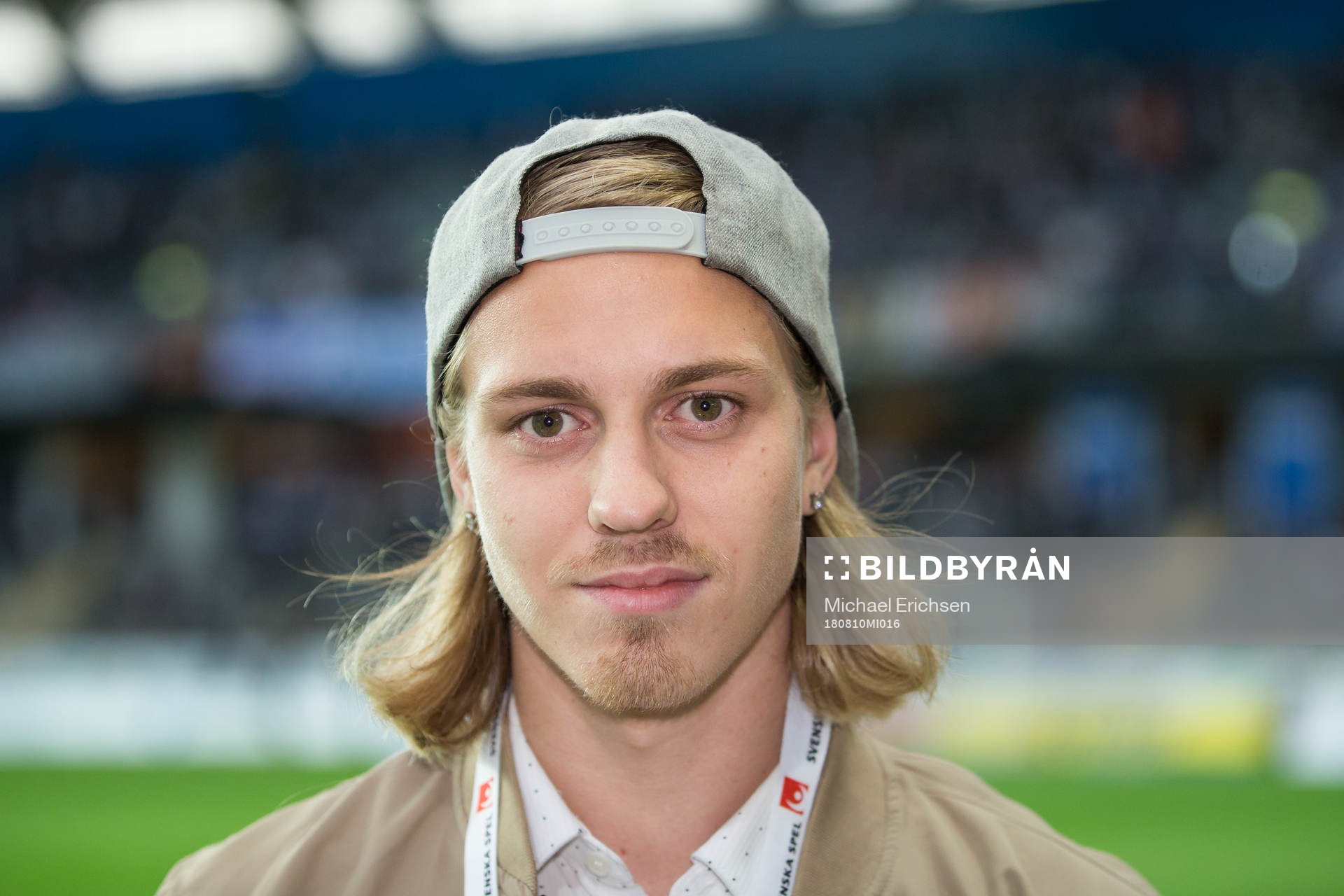 IFK Göteborgs Elias Mar Omarsson avtackas i halvlek av