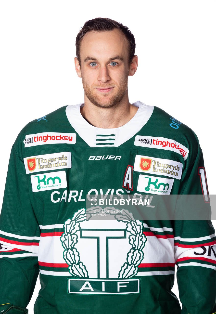 s Mark Macmillan