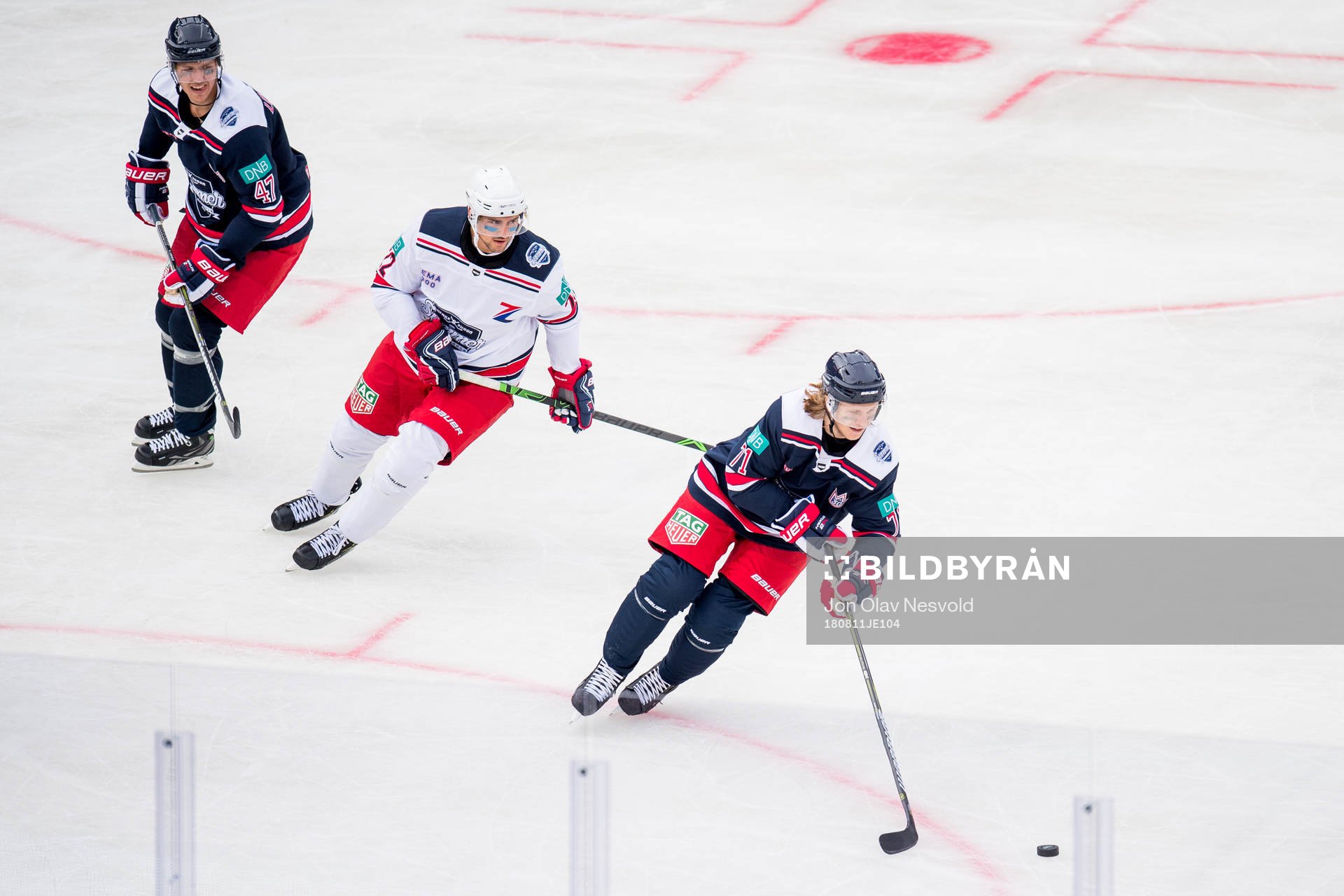 Hampus Lindholm of Team Henke, Nino Niederreiter of Team