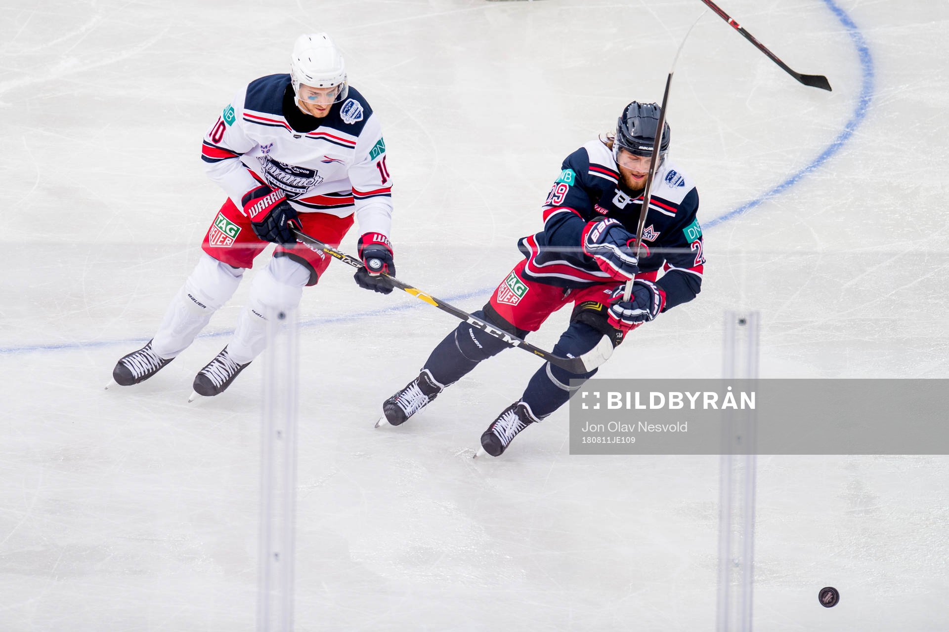 Alexander Wennberg of Team Zucca and William Nylander of